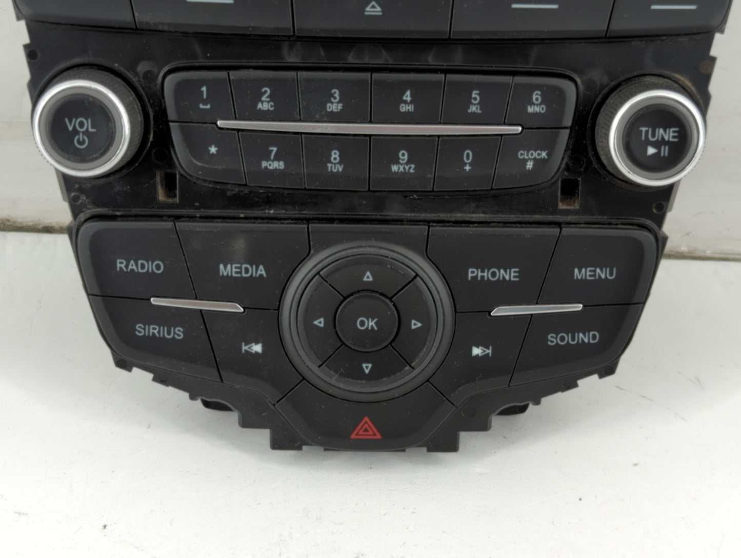 2017-2019 Ford Escape Radio AM FM Cd Player Receiver Replacement P/N:F1ET 18K811 KD Fits Fits 2015 2016 2017 2018 2019 OEM U