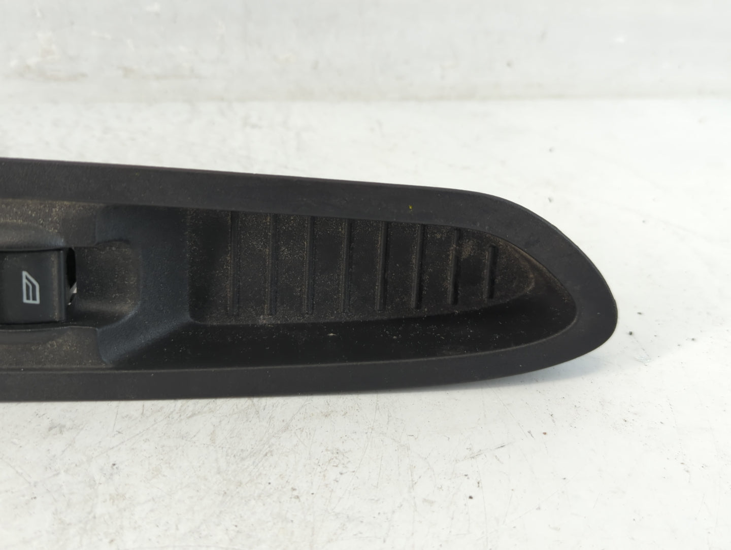 2013-2019 Ford Escape Master Power Window Switch Replacement Driver Side Left P/N:10073908 Fits OEM Used Auto Parts - Oemuse
