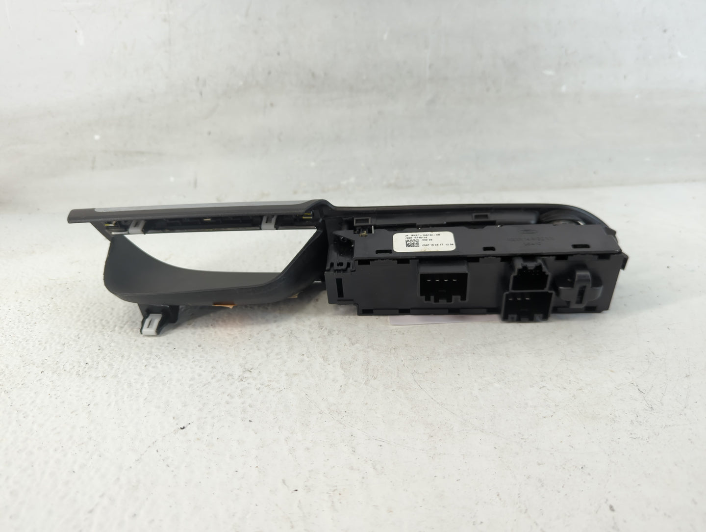 2013-2019 Ford Escape Master Power Window Switch Replacement Driver Side Left P/N:BM5T-14A132-AB Fits OEM Used Auto Parts - 
