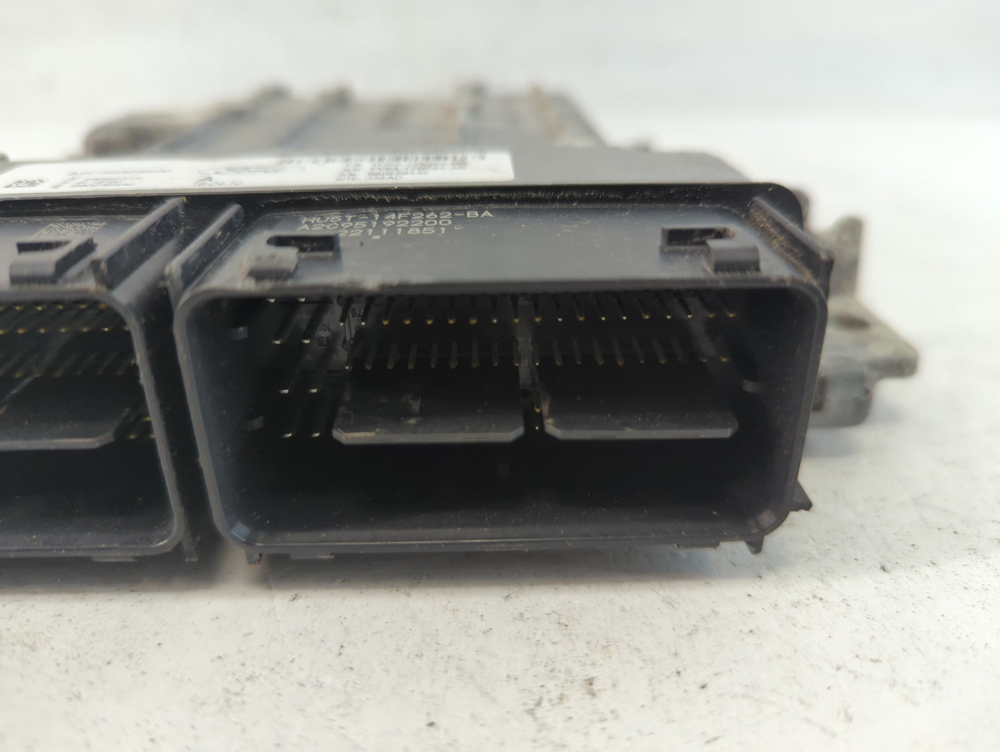 2017-2019 Ford Escape PCM Engine Control Computer ECU ECM PCU OEM P/N:FV6A-12B684-AB HJ5A-12A650-MA Fits Fits 2017 2018 2019