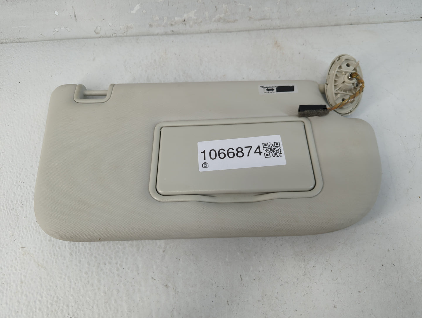 2013-2019 Ford Escape Sun Visor Shade Replacement Passenger Right Mirror Fits Fits 2013 2014 2015 2016 2017 2018 2019 OEM Us