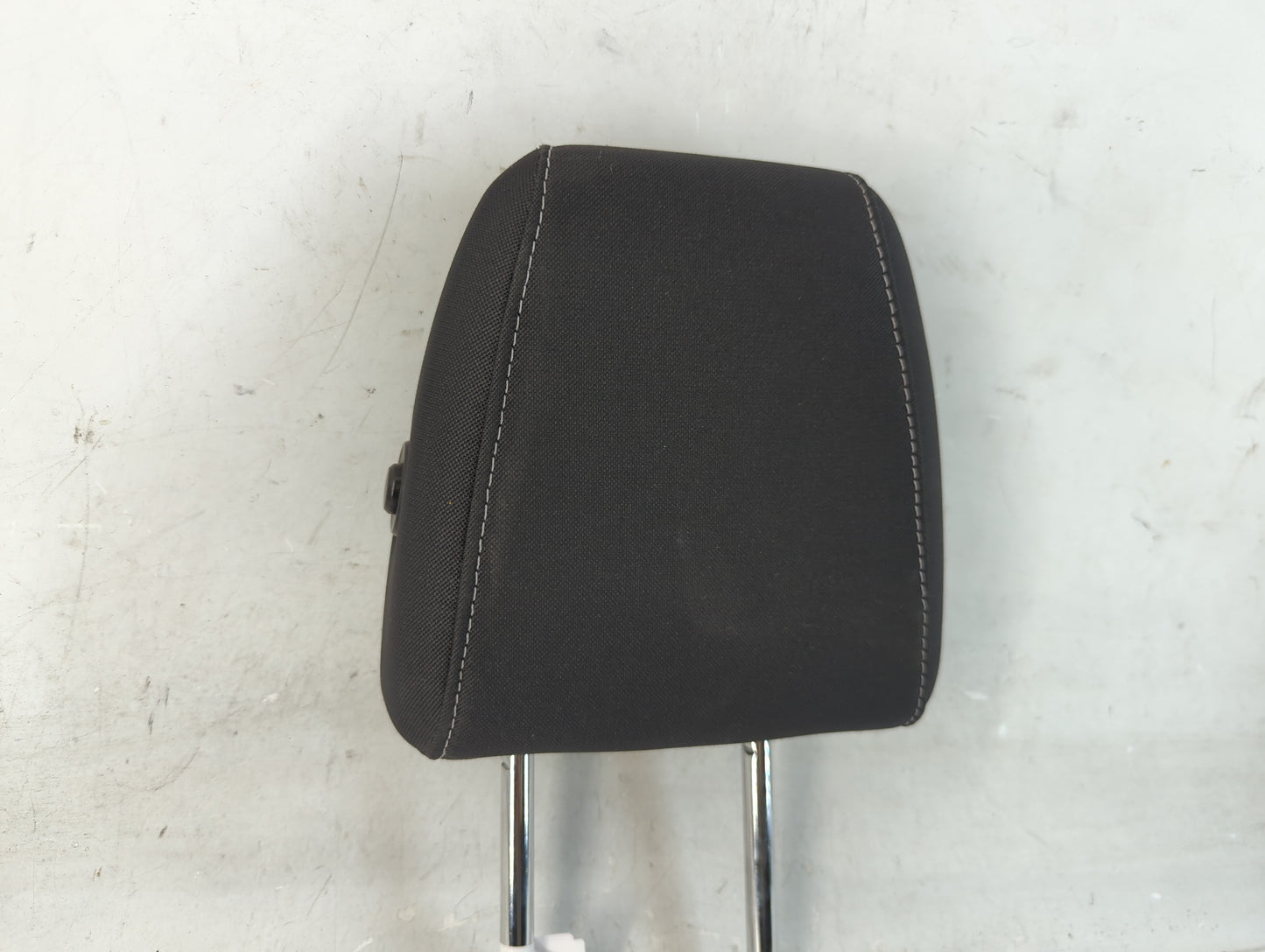 2018 Ford Escape Headrest Head Rest Front Driver Passenger Seat Fits OEM Used Auto Parts - Oemusedautoparts1.com