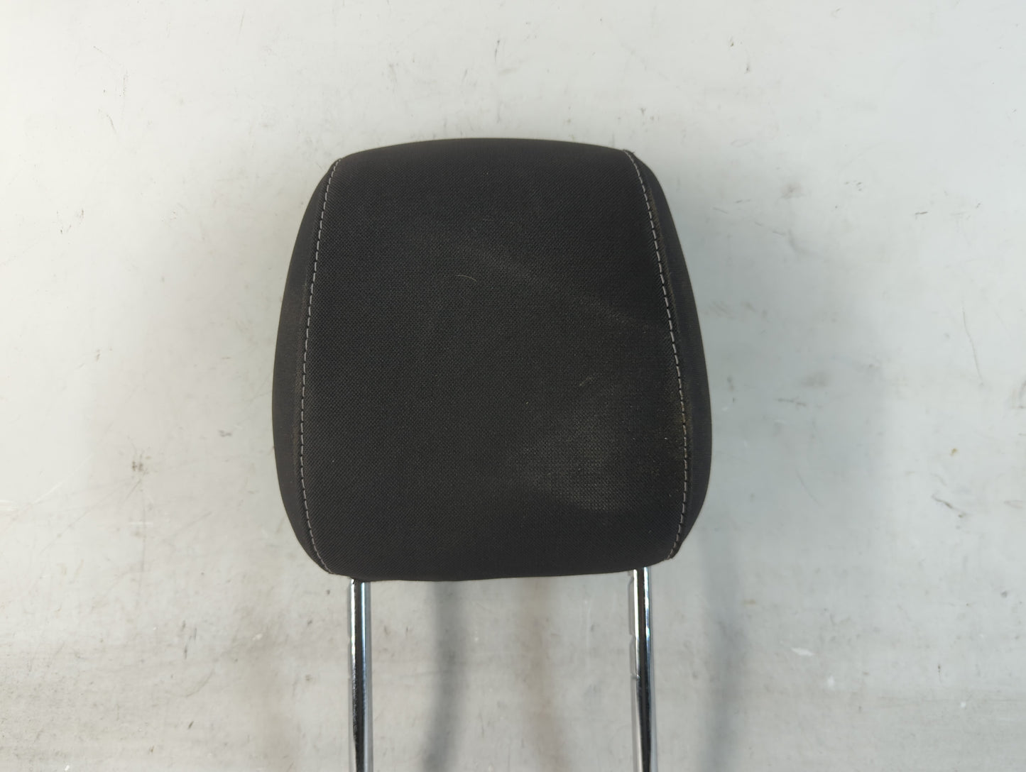 2016-2019 Ford Escape Headrest Head Rest Front Driver Passenger Seat Fits Fits 2016 2017 2018 2019 OEM Used Auto Parts - Oem