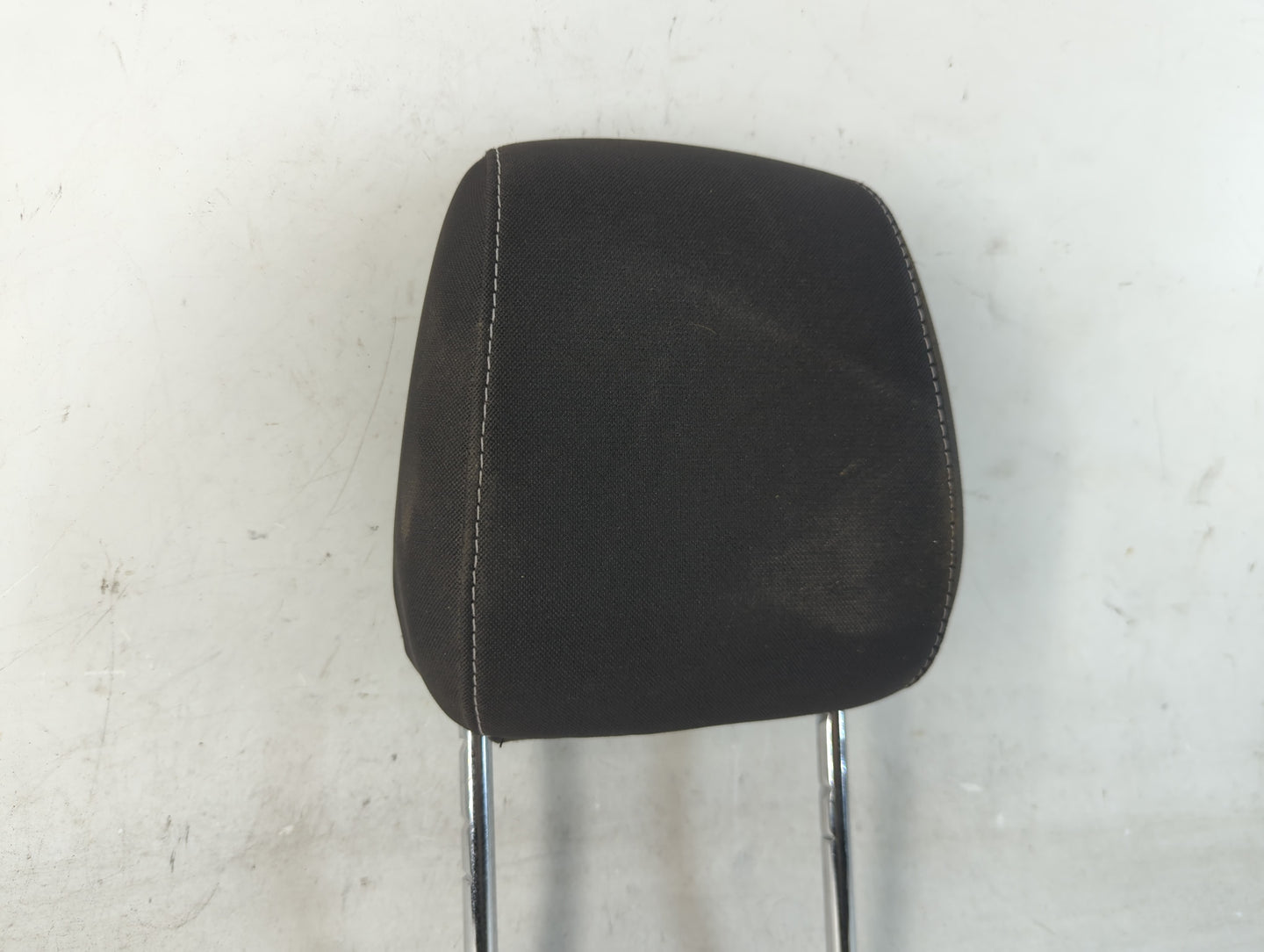 2016-2019 Ford Escape Headrest Head Rest Front Driver Passenger Seat Fits Fits 2016 2017 2018 2019 OEM Used Auto Parts - Oem