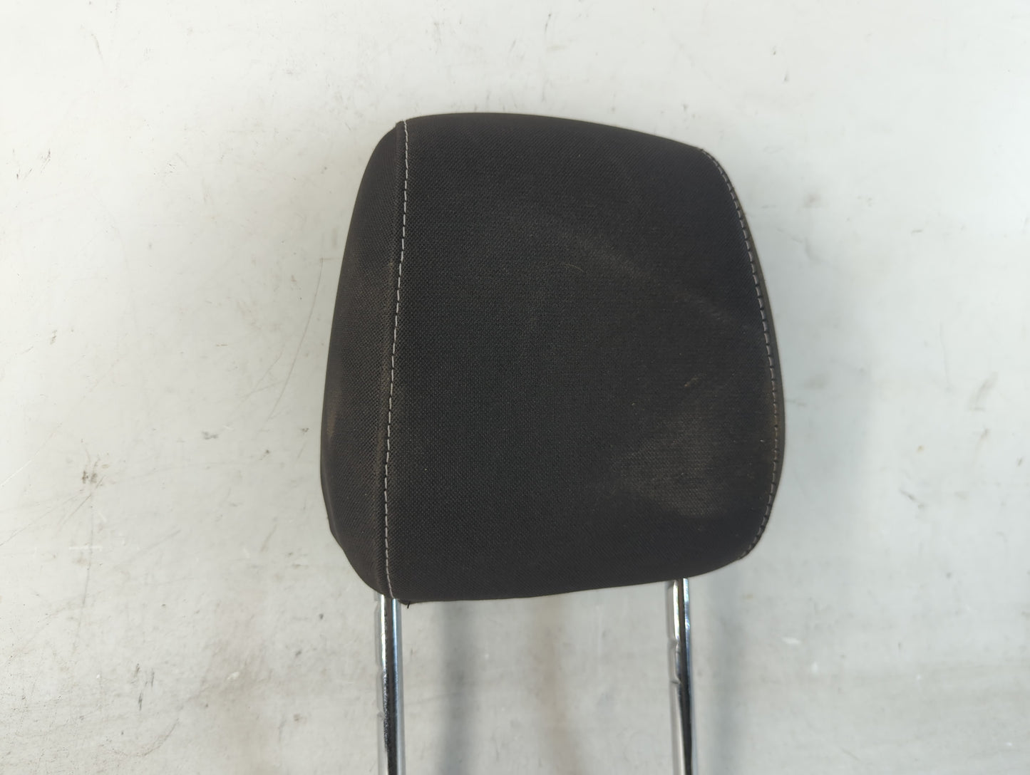 2016-2019 Ford Escape Headrest Head Rest Front Driver Passenger Seat Fits Fits 2016 2017 2018 2019 OEM Used Auto Parts - Oem