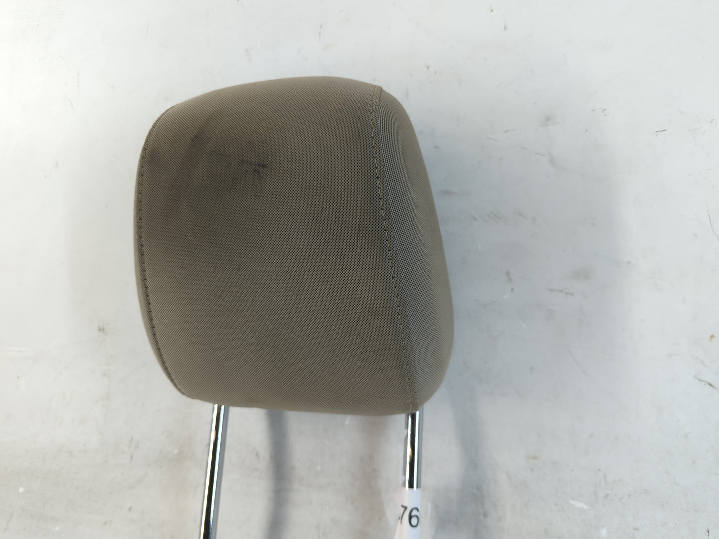 2016-2019 Ford Escape Headrest Head Rest Front Driver Passenger Seat Fits Fits 2016 2017 2018 2019 OEM Used Auto Parts - Oem