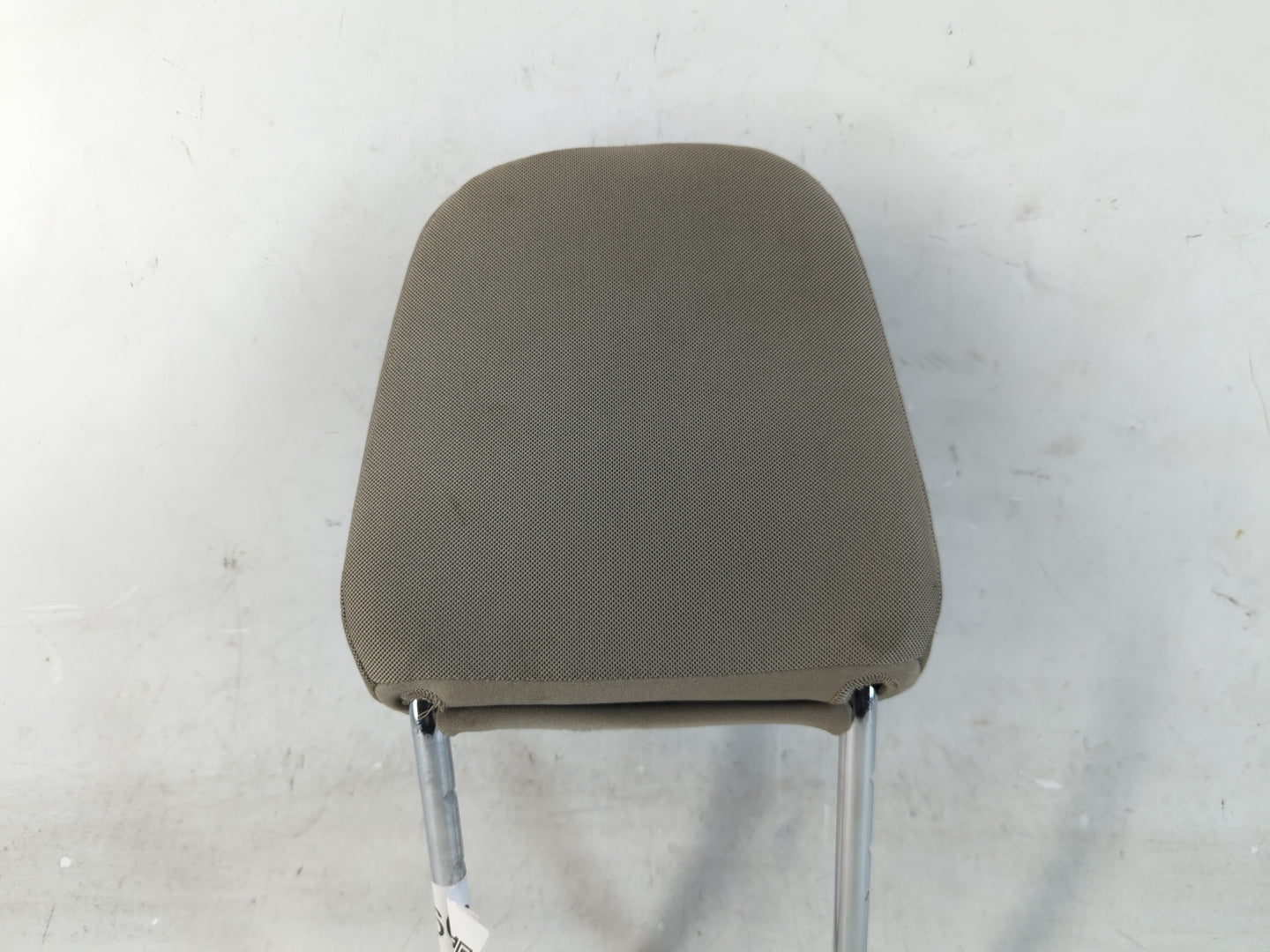 2016-2019 Ford Escape Headrest Head Rest Front Driver Passenger Seat Fits Fits 2016 2017 2018 2019 OEM Used Auto Parts - Oem