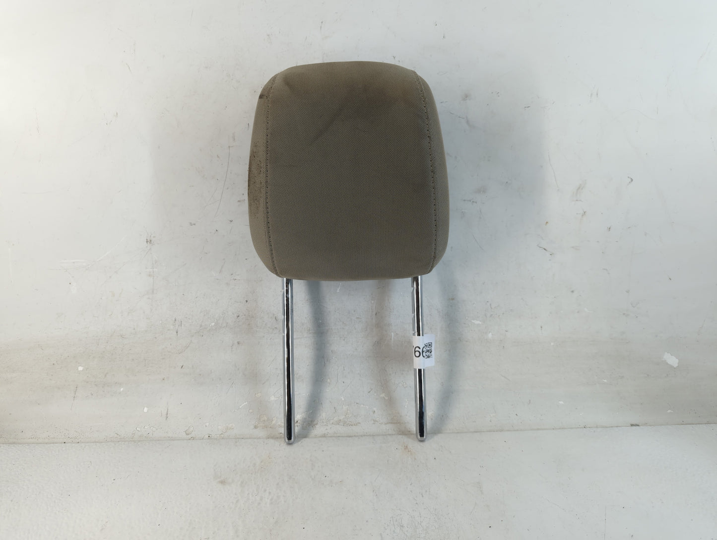 2016-2019 Ford Escape Headrest Head Rest Front Driver Passenger Seat Fits Fits 2016 2017 2018 2019 OEM Used Auto Parts - Oem