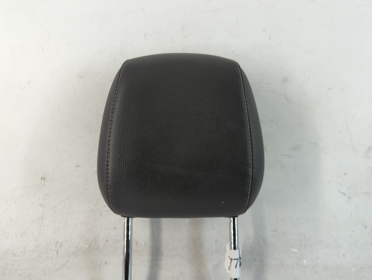 2016-2019 Ford Escape Headrest Head Rest Front Driver Passenger Seat Fits Fits 2016 2018 2019 OEM Used Auto Parts - Oemuseda