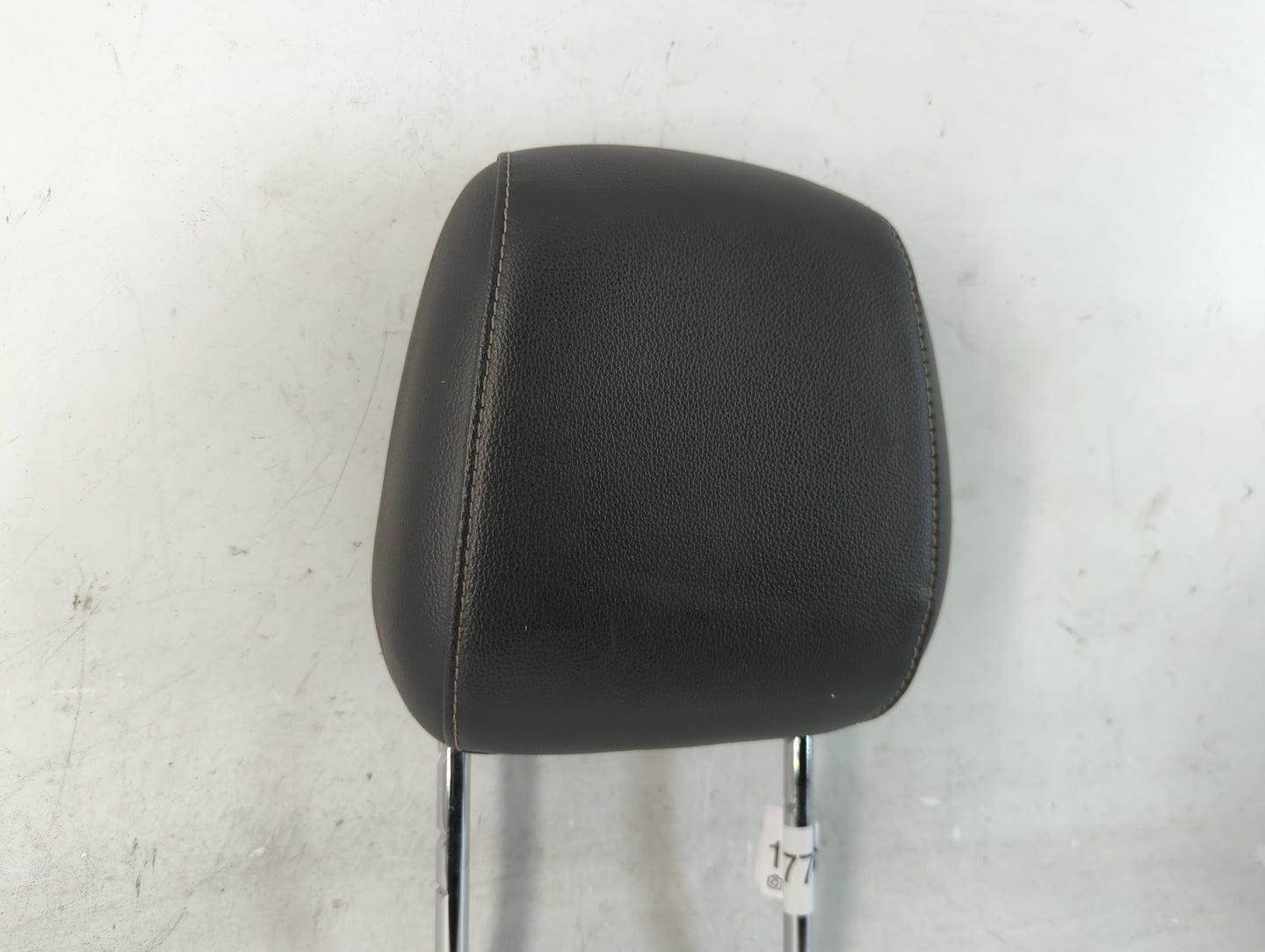 2016-2019 Ford Escape Headrest Head Rest Front Driver Passenger Seat Fits Fits 2016 2018 2019 OEM Used Auto Parts - Oemuseda