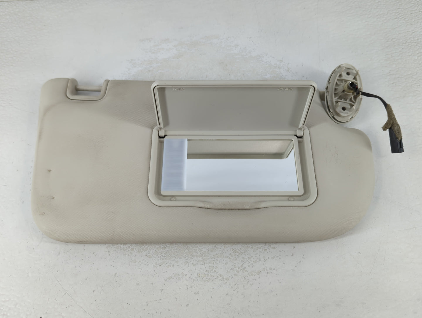 2013-2019 Ford Escape Sun Visor Shade Replacement Passenger Right Mirror Fits Fits 2013 2014 2015 2016 2017 2018 2019 OEM Us