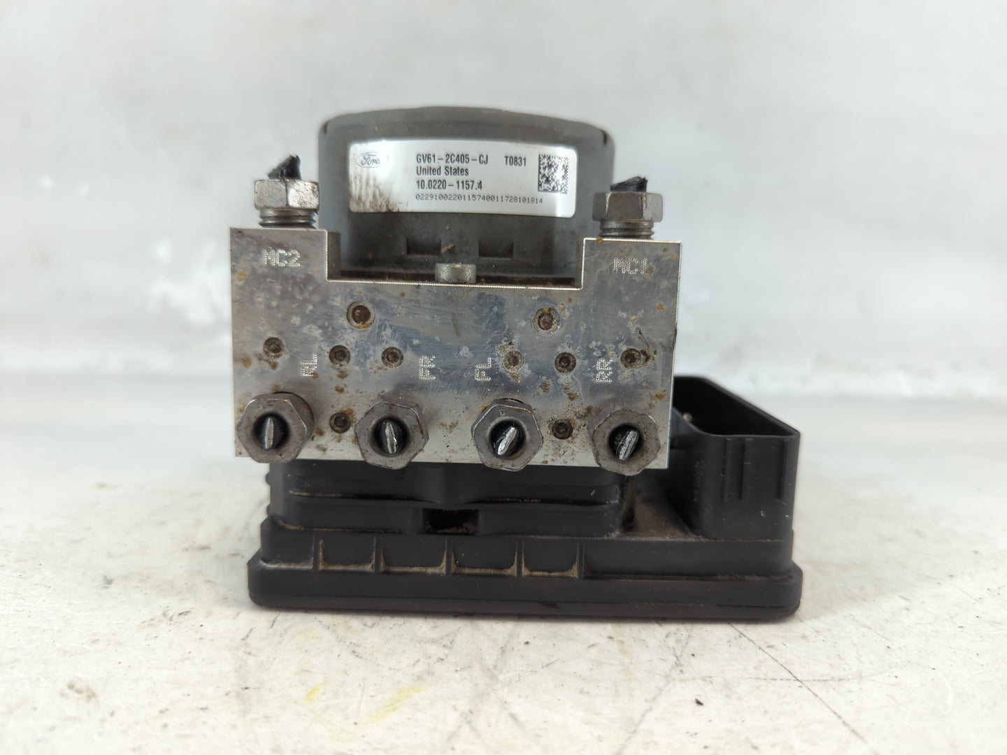 2017-2019 Ford Escape ABS Pump Control Module Replacement P/N:GV61-2C405-CJ Fits Fits 2017 2018 2019 OEM Used Auto Parts - O