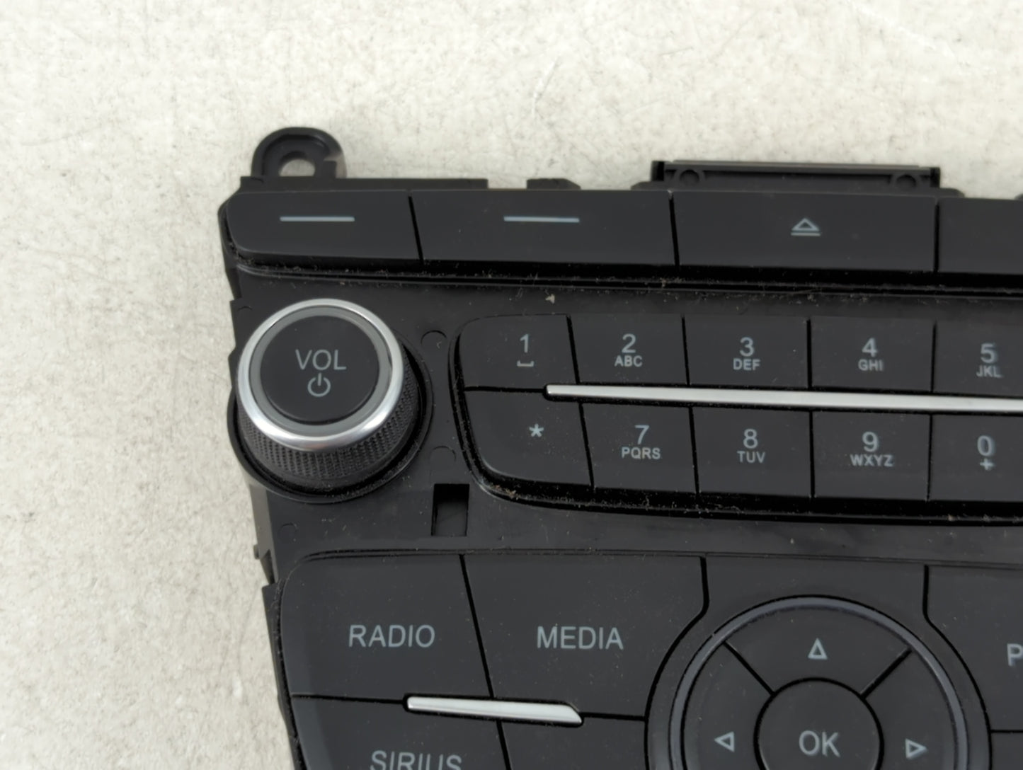 2017-2019 Ford Escape Radio AM FM Cd Player Receiver Replacement P/N:F1ET 18K811 KD Fits Fits 2015 2016 2017 2018 2019 OEM U