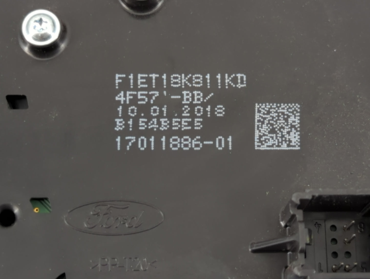2017-2019 Ford Escape Radio AM FM Cd Player Receiver Replacement P/N:F1ET 18K811 KD Fits Fits 2015 2016 2017 2018 2019 OEM U