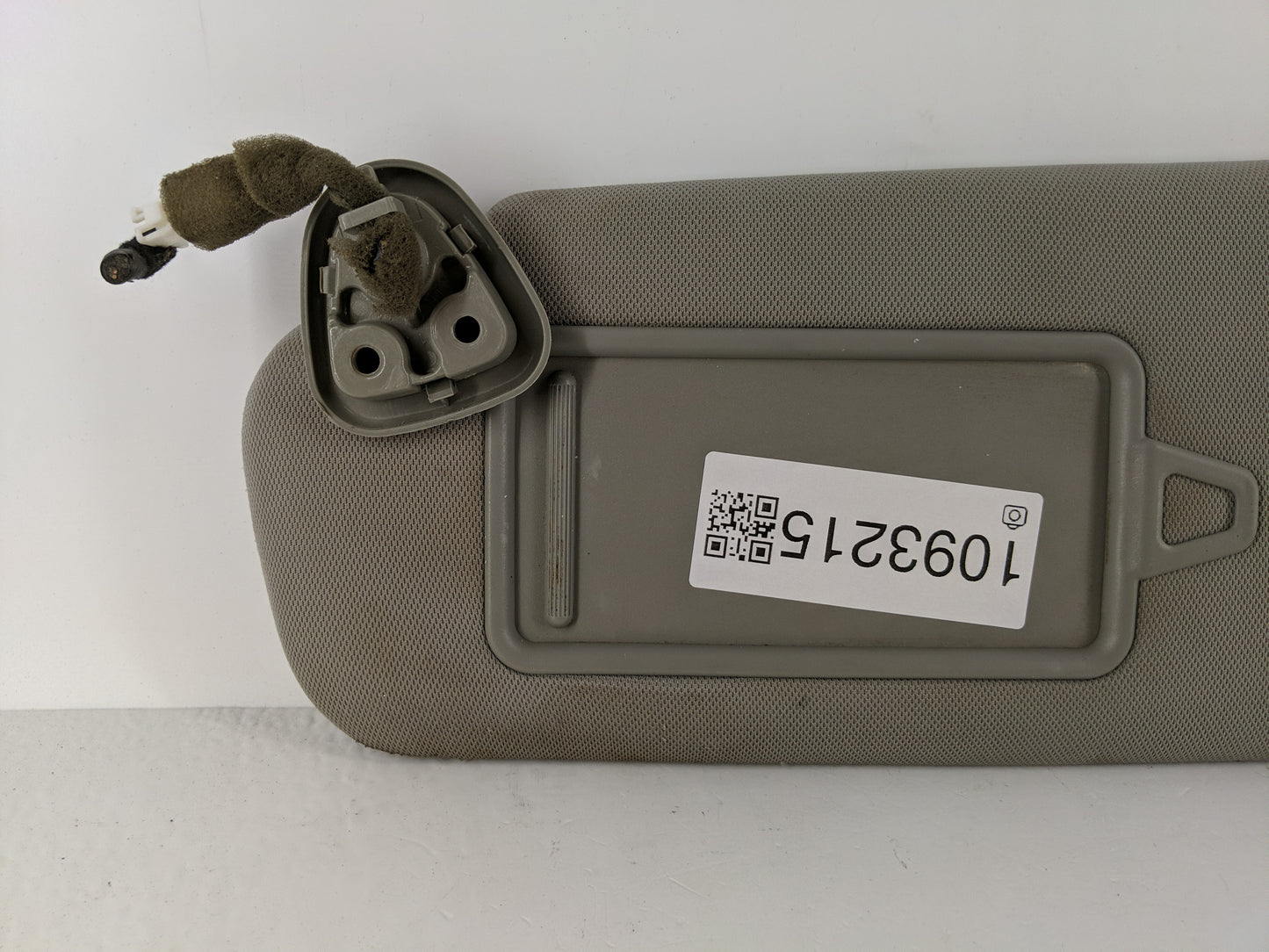 2013-2019 Ford Escape Sun Visor Shade Replacement Passenger Right Mirror Fits Fits 2013 2014 2015 2016 2017 2018 2019 OEM Us