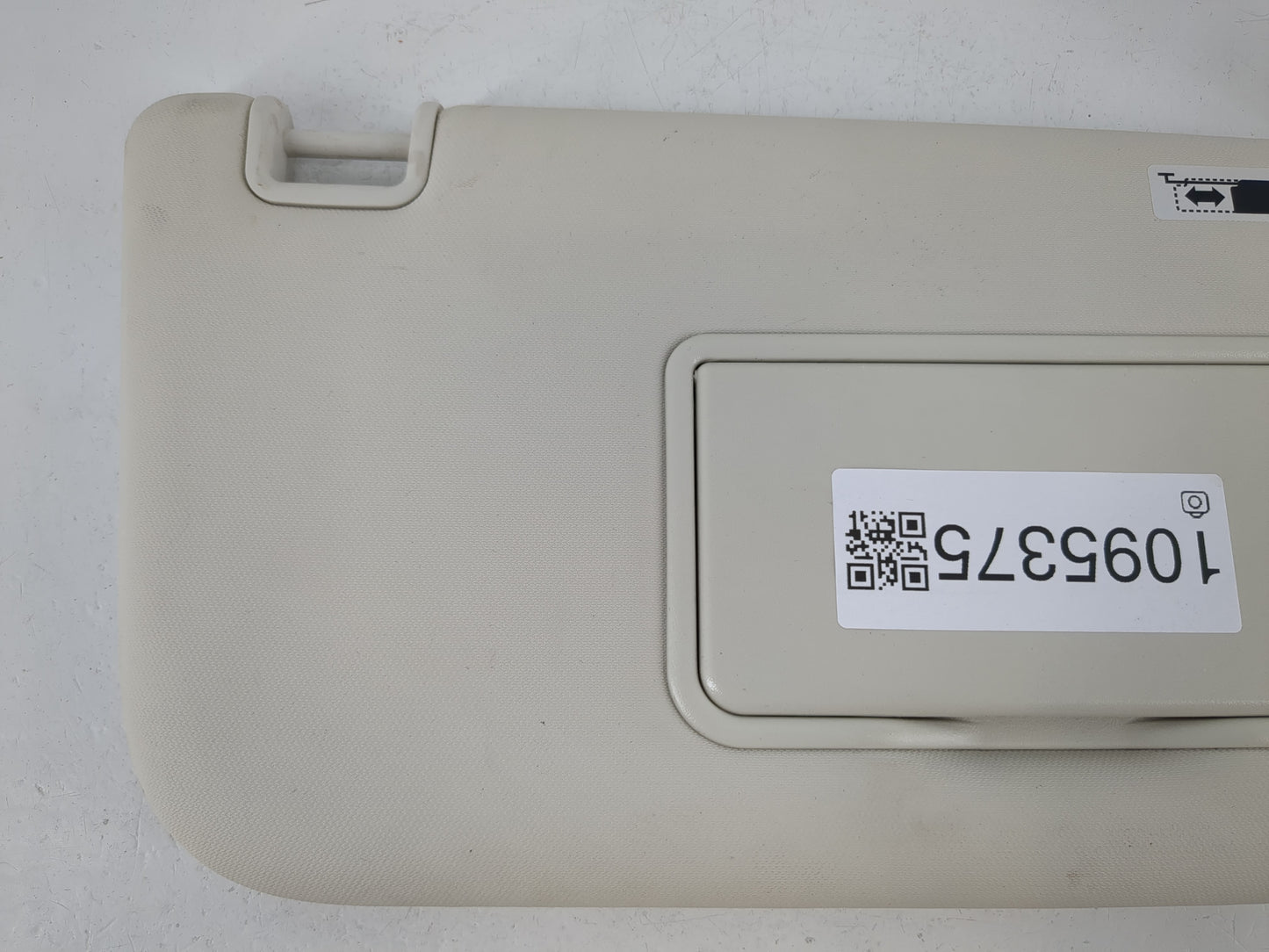 2013-2019 Ford Escape Sun Visor Shade Replacement Passenger Right Mirror Fits Fits 2013 2014 2015 2016 2017 2018 2019 OEM Us