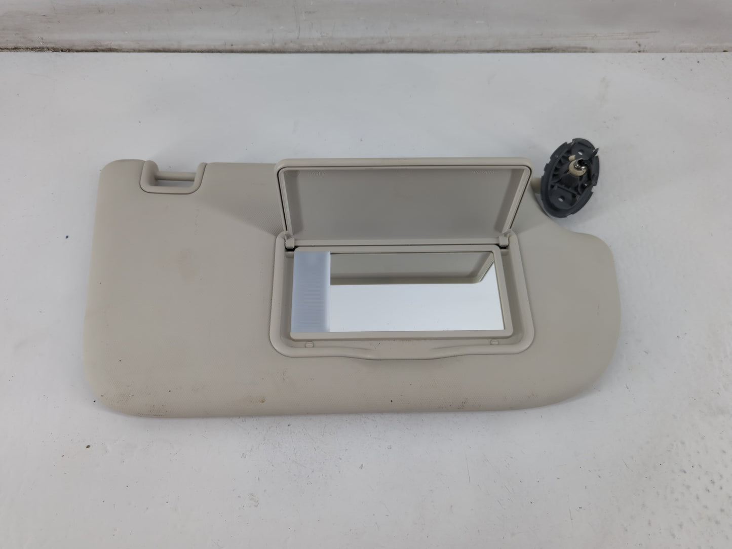 2013-2019 Ford Escape Sun Visor Shade Replacement Passenger Right Mirror Fits Fits 2013 2014 2015 2016 2017 2018 2019 OEM Us