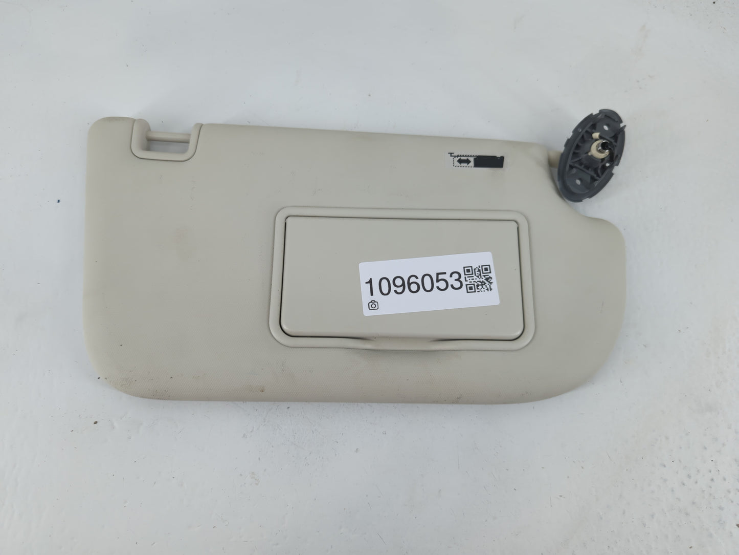 2013-2019 Ford Escape Sun Visor Shade Replacement Passenger Right Mirror Fits Fits 2013 2014 2015 2016 2017 2018 2019 OEM Us
