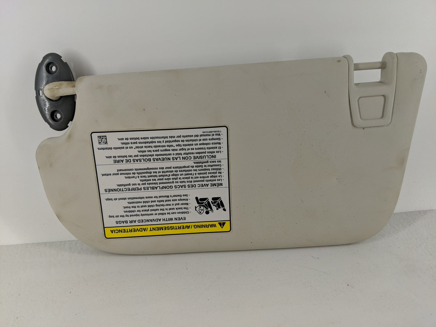 2013-2019 Ford Escape Sun Visor Shade Replacement Passenger Right Mirror Fits Fits 2013 2014 2015 2016 2017 2018 2019 OEM Us