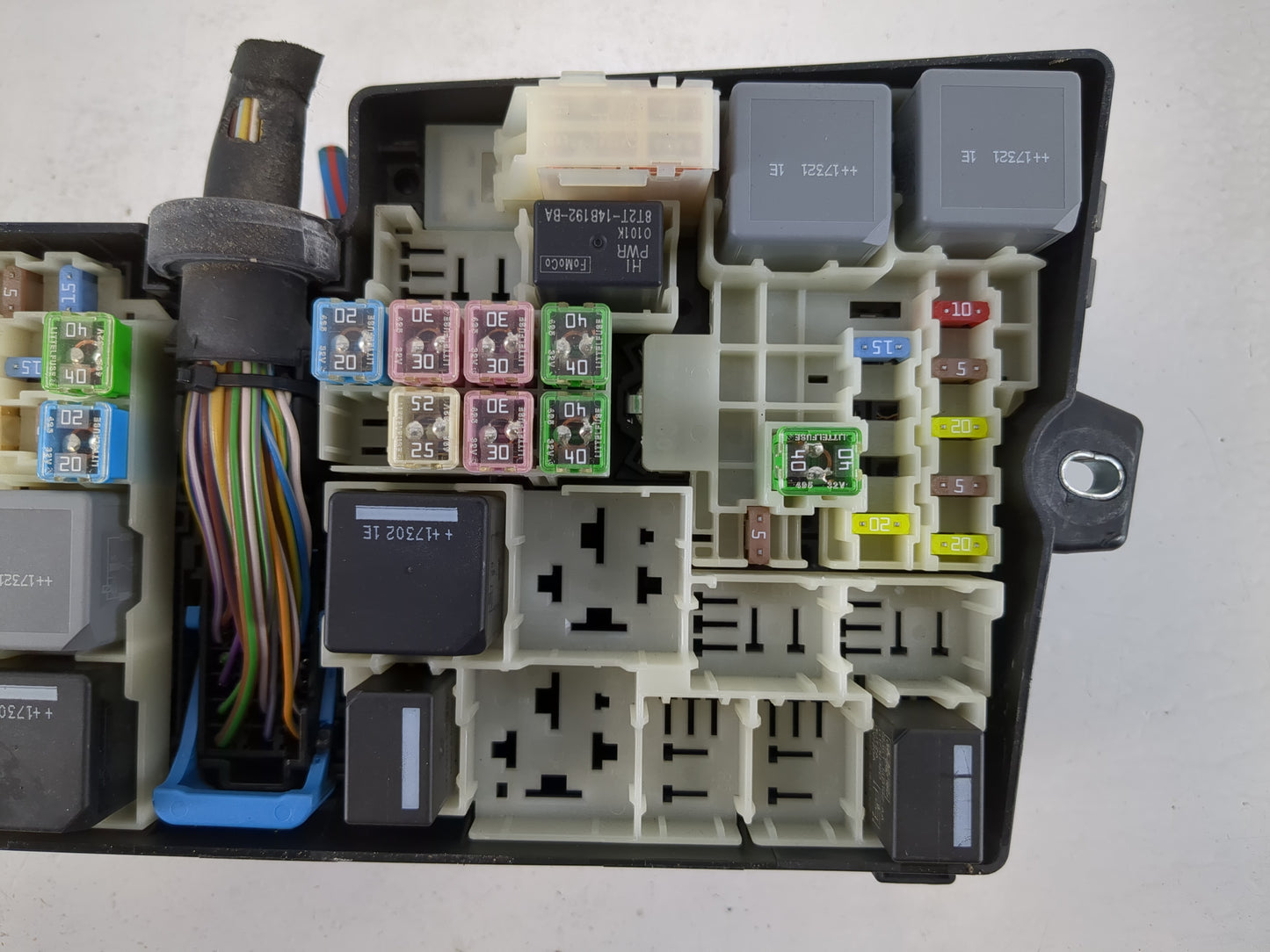 2018 Ford Escape Fusebox Fuse Box Panel Relay Module P/N:AV6T-14A067-AD Fits OEM Used Auto Parts - Oemusedautoparts1.com