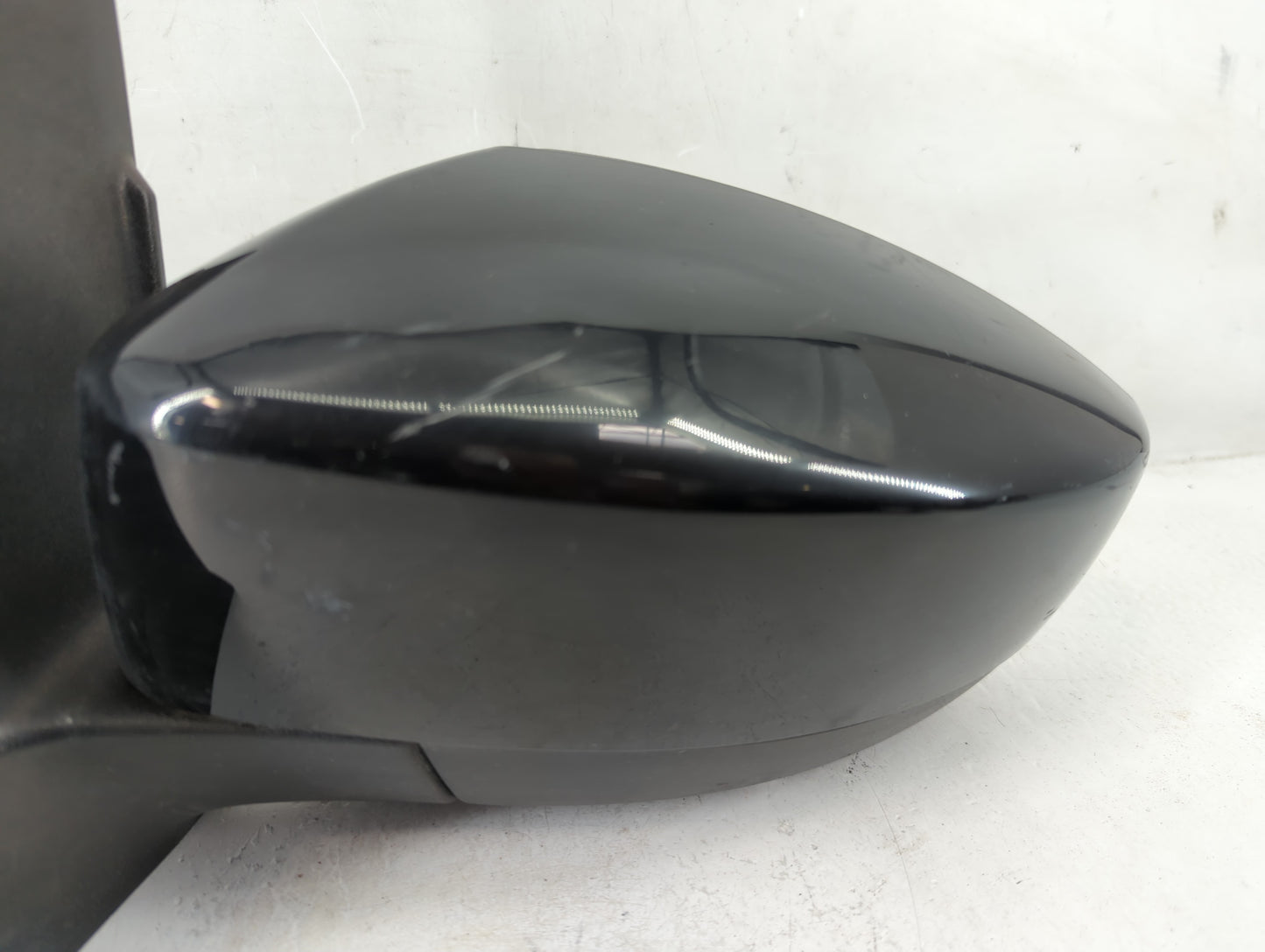 2018 Ford Escape Driver Side View Mirror - Left Door Mirror OEM Used - Oemusedautoparts1.com