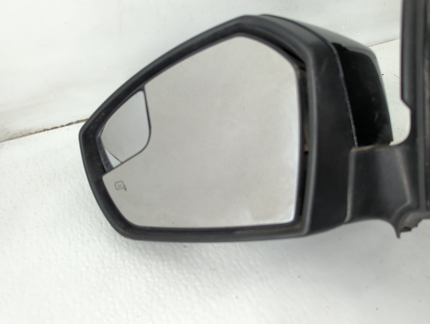 2018 Ford Escape Driver Side View Mirror - Left Door Mirror OEM Used - Oemusedautoparts1.com