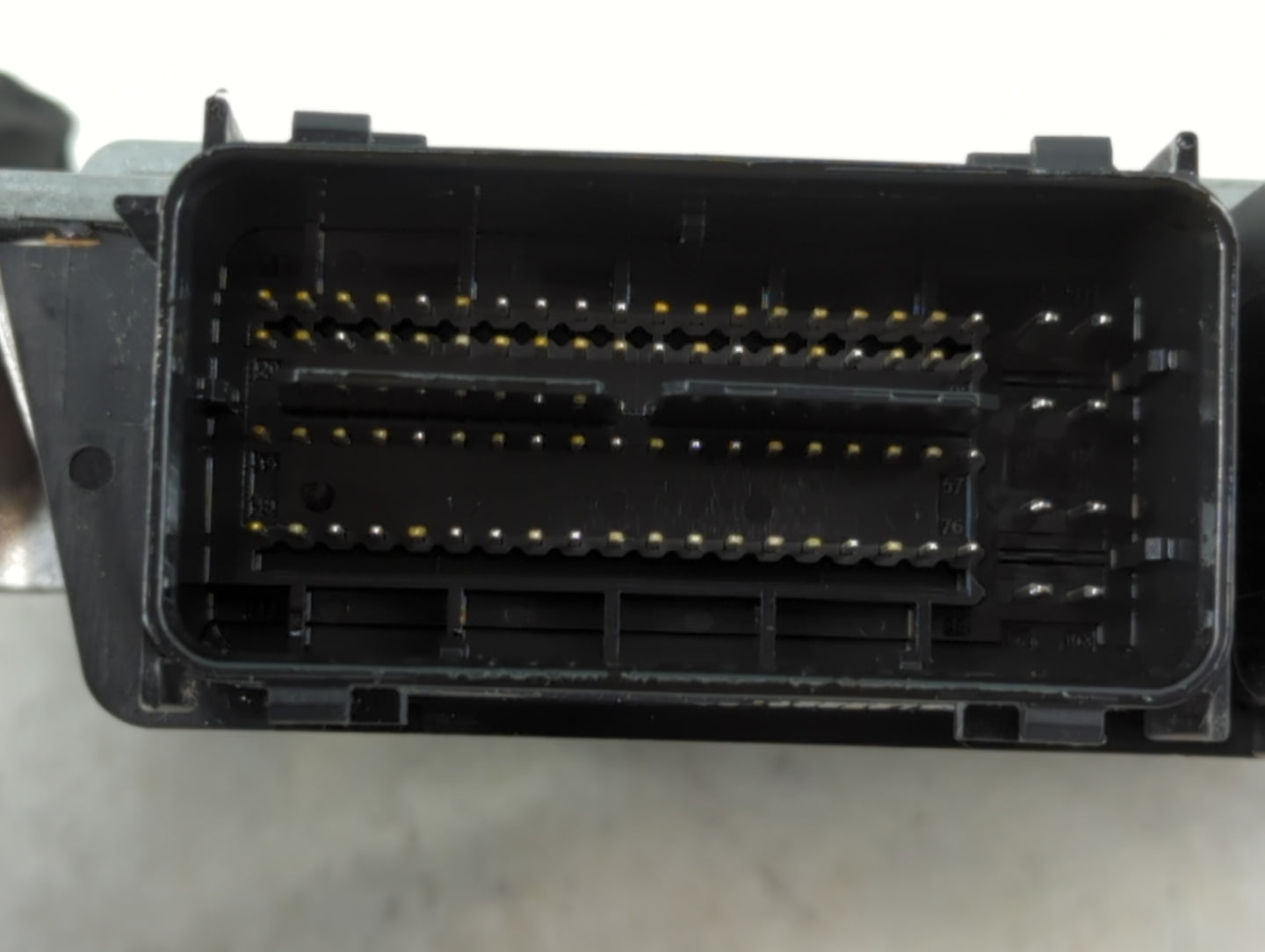 2017-2019 Ford Escape PCM Engine Control Computer ECU ECM PCU OEM P/N:HJ5A-12A650-MA Fits Fits 2017 2018 2019 OEM Used Auto 