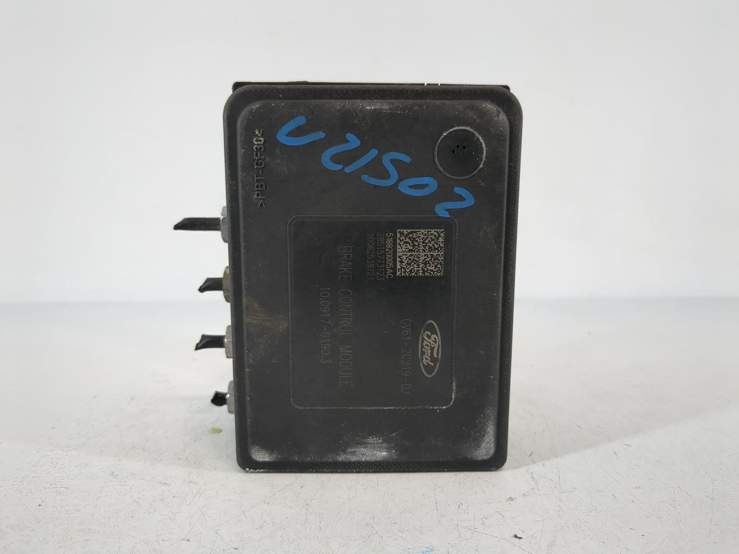 2017-2019 Ford Escape ABS Pump Control Module Replacement P/N:GV61-2C405-CJ Fits Fits 2017 2018 2019 OEM Used Auto Parts - O