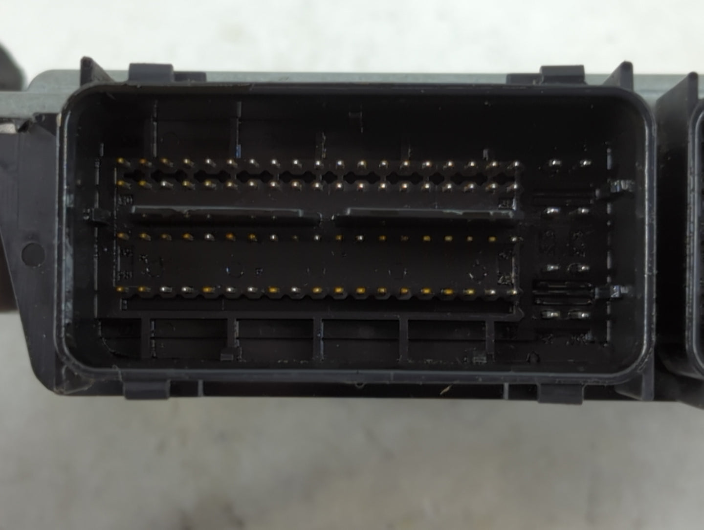 2017-2019 Ford Escape PCM Engine Control Computer ECU ECM PCU OEM P/N:HJ5A-12A650-MA Fits Fits 2017 2018 2019 OEM Used Auto 