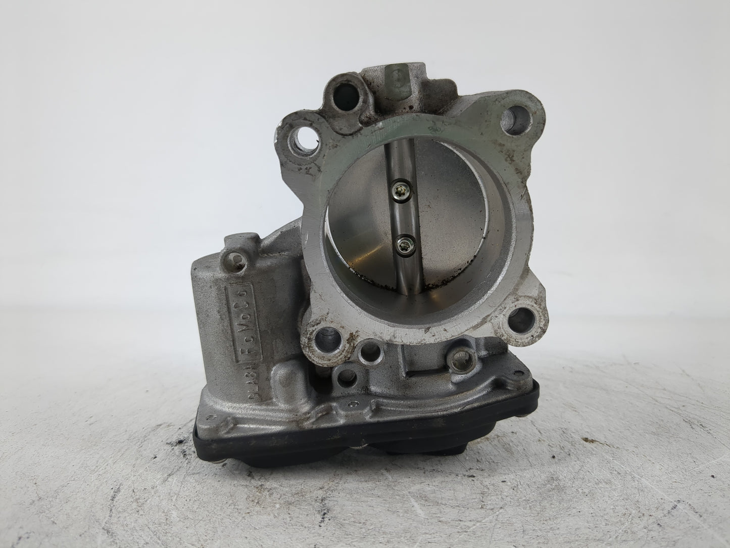 2017-2019 Ford Escape Throttle Body P/N:DS7G-9F991-CA Fits Fits 2014 2015 2016 2017 2018 2019 2020 OEM Used Auto Parts - Oem