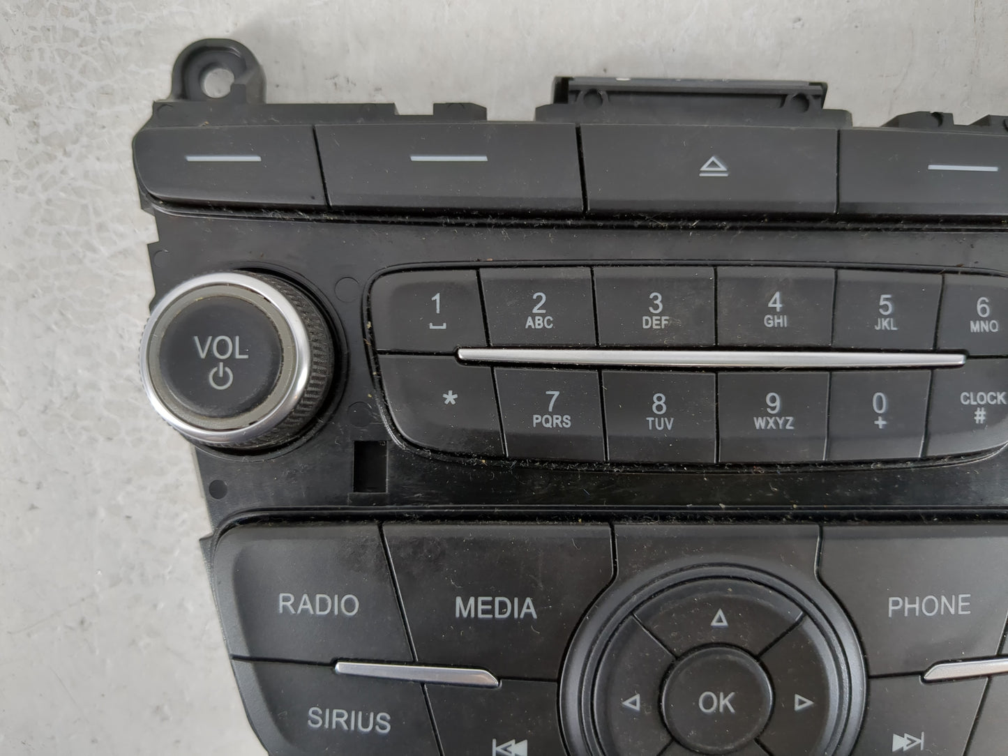 2017-2019 Ford Escape Radio AM FM Cd Player Receiver Replacement P/N:F1ET-18K811 KD Fits Fits 2015 2016 2017 2018 2019 OEM U