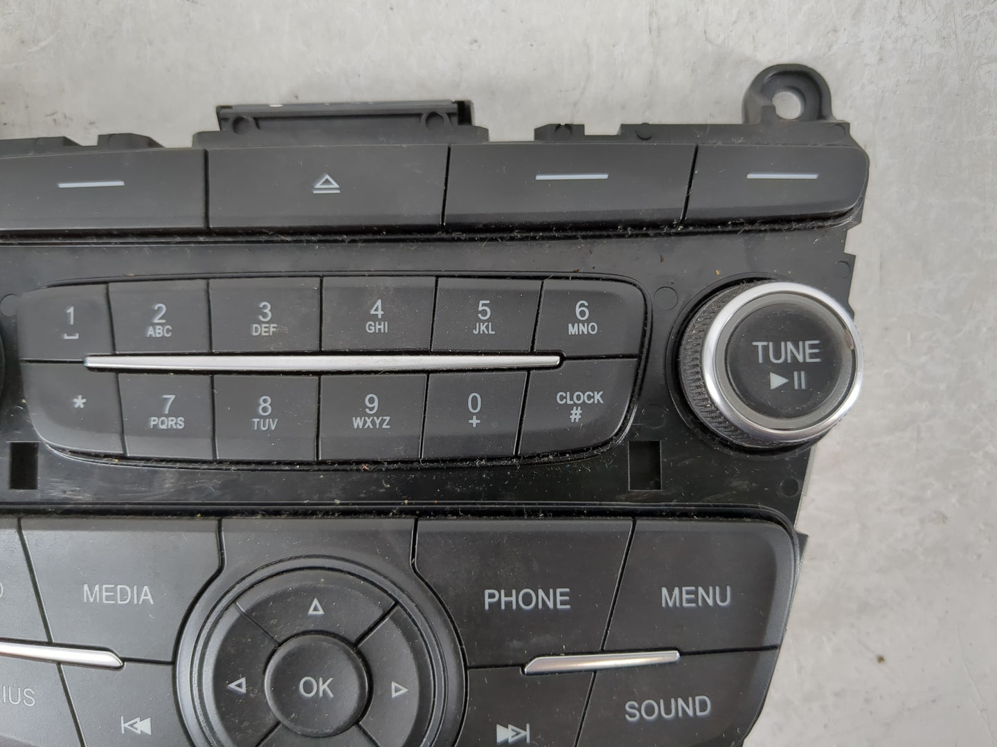 2017-2019 Ford Escape Radio AM FM Cd Player Receiver Replacement P/N:F1ET-18K811 KD Fits Fits 2015 2016 2017 2018 2019 OEM U
