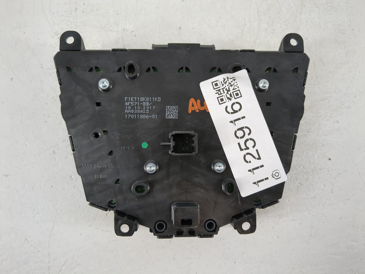 2017-2019 Ford Escape Radio AM FM Cd Player Receiver Replacement P/N:F1ET-18K811 KD Fits Fits 2015 2016 2017 2018 2019 OEM U