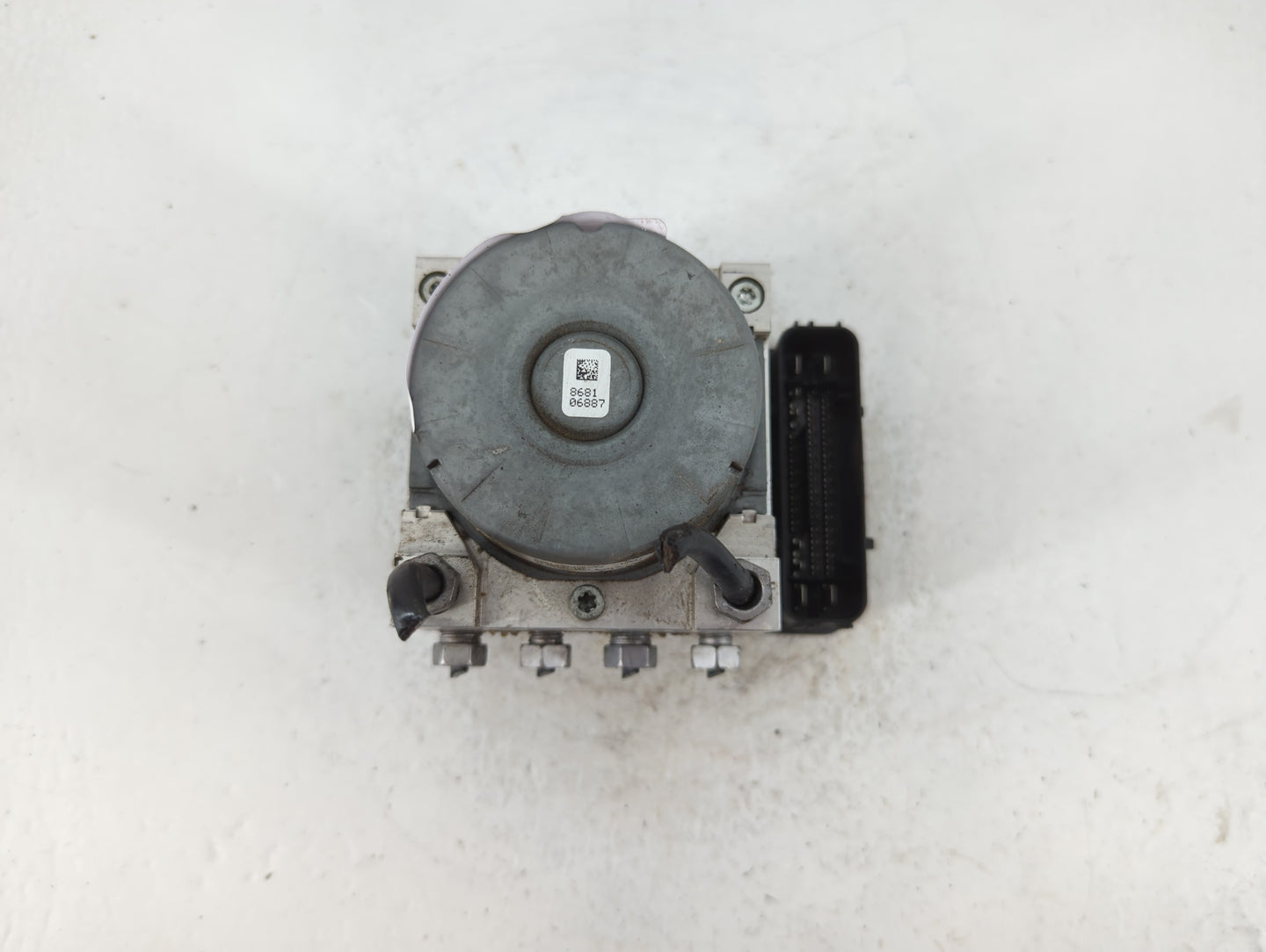 2017-2019 Ford Escape ABS Pump Control Module Replacement P/N:GV61-2C405-CJ Fits Fits 2017 2018 2019 OEM Used Auto Parts - O
