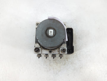 2017-2019 Ford Escape ABS Pump Control Module Replacement P/N:GV61-2C405-CJ Fits Fits 2017 2018 2019 OEM Used Auto Parts