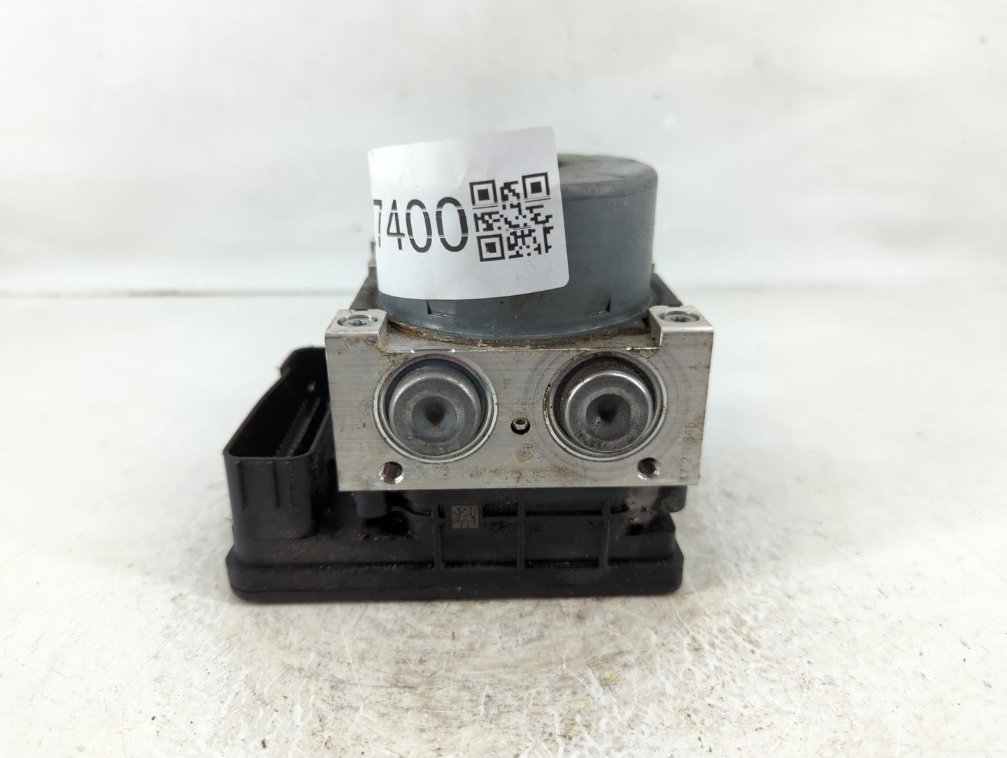 2017-2019 Ford Escape ABS Pump Control Module Replacement P/N:GV61-2C405-CJ Fits Fits 2017 2018 2019 OEM Used Auto Parts - O