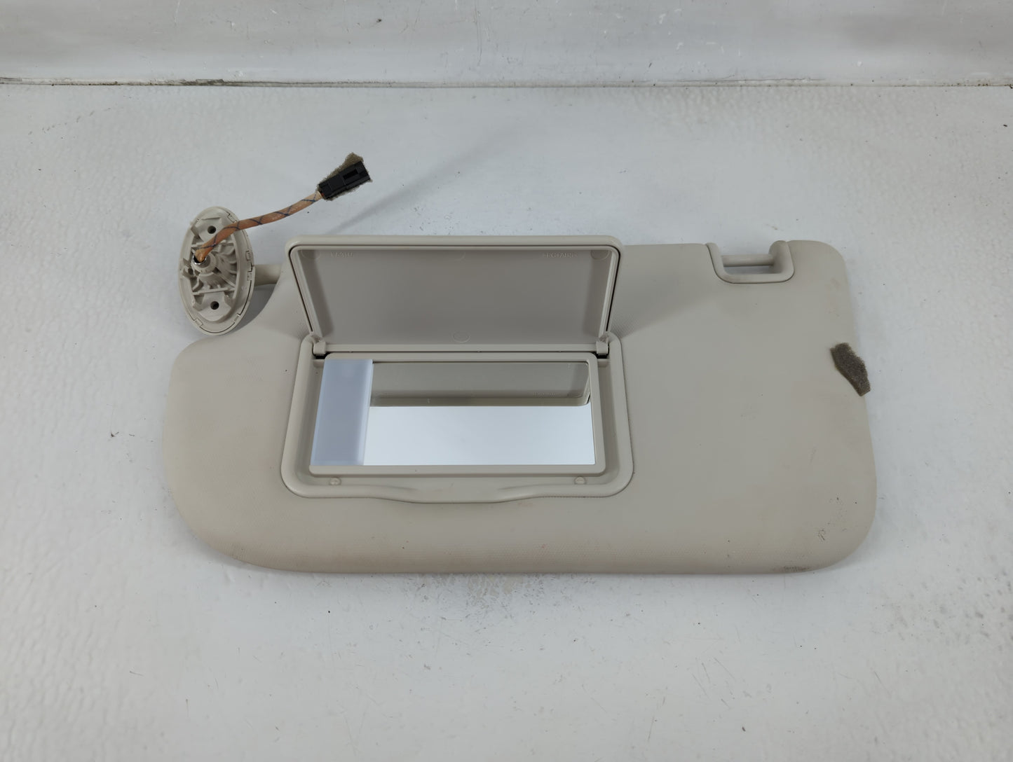 2013-2019 Ford Escape Sun Visor Shade Replacement Driver Left Mirror Fits Fits 2013 2014 2015 2016 2017 2018 2019 OEM Used A