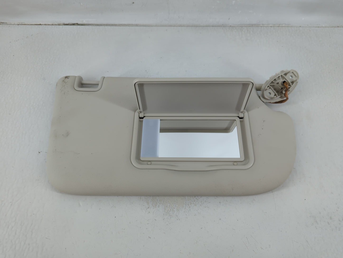 2013-2019 Ford Escape Sun Visor Shade Replacement Passenger Right Mirror Fits Fits 2013 2014 2015 2016 2017 2018 2019 OEM Us