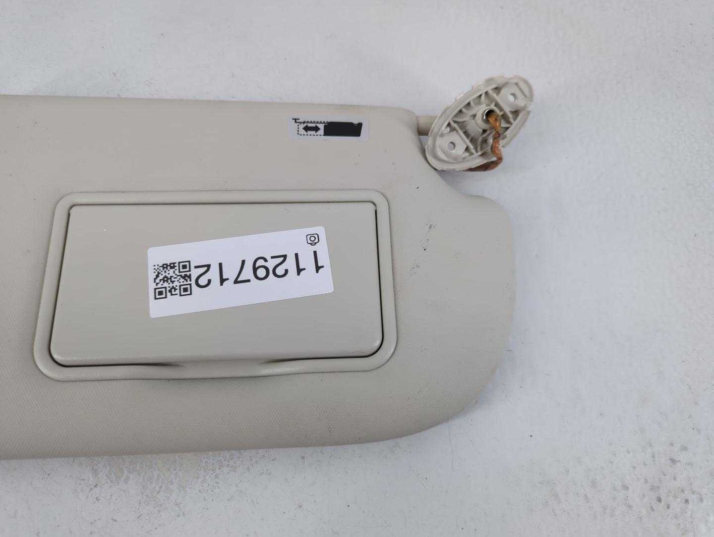 2013-2019 Ford Escape Sun Visor Shade Replacement Passenger Right Mirror Fits Fits 2013 2014 2015 2016 2017 2018 2019 OEM Us