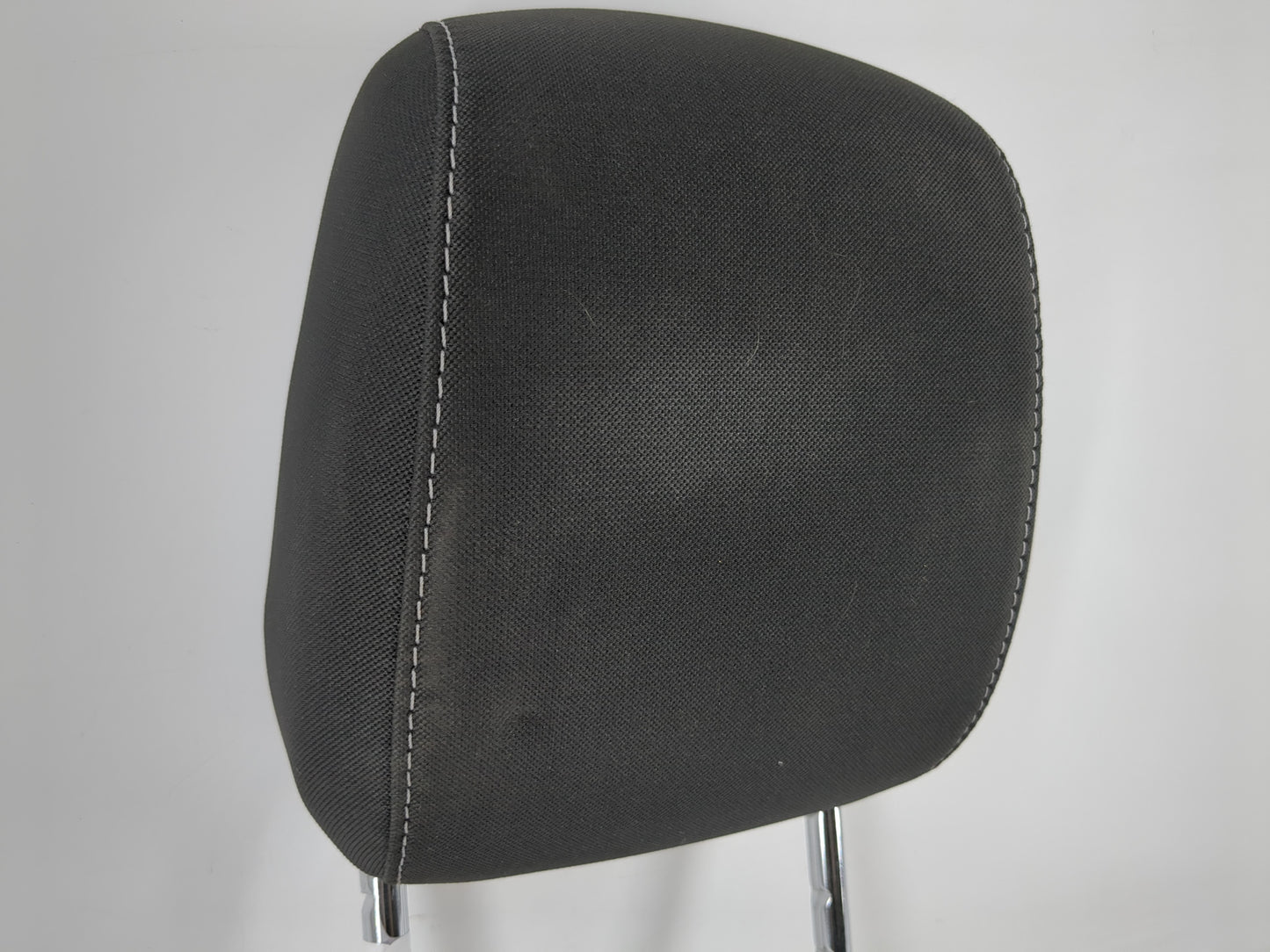 2016-2019 Ford Escape Headrest Head Rest Front Driver Passenger Seat Fits Fits 2016 2017 2018 2019 OEM Used Auto Parts - Oem