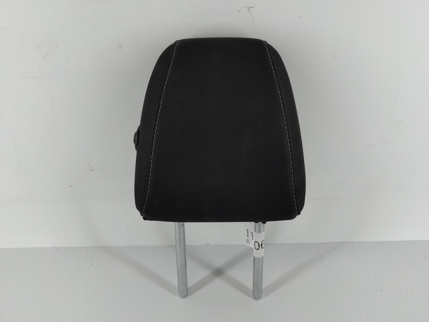 2016-2019 Ford Escape Headrest Head Rest Front Driver Passenger Seat Fits Fits 2016 2017 2018 2019 OEM Used Auto Parts - Oem