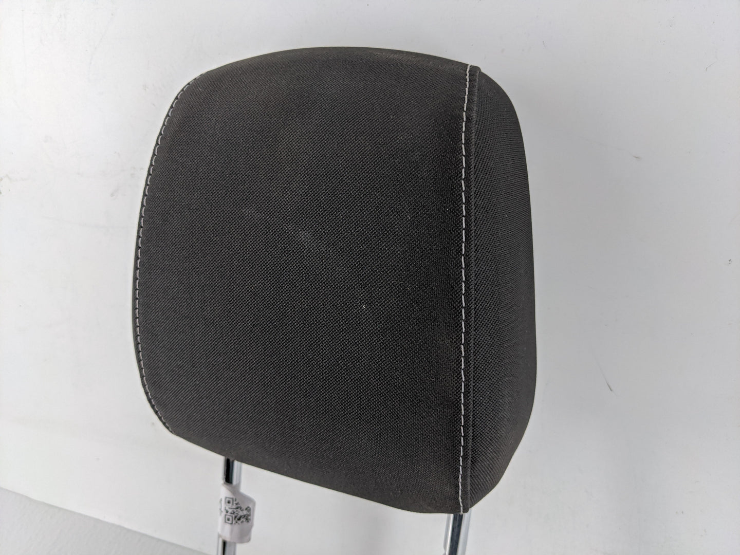 2016-2019 Ford Escape Headrest Head Rest Front Driver Passenger Seat - Oemusedautoparts1.com