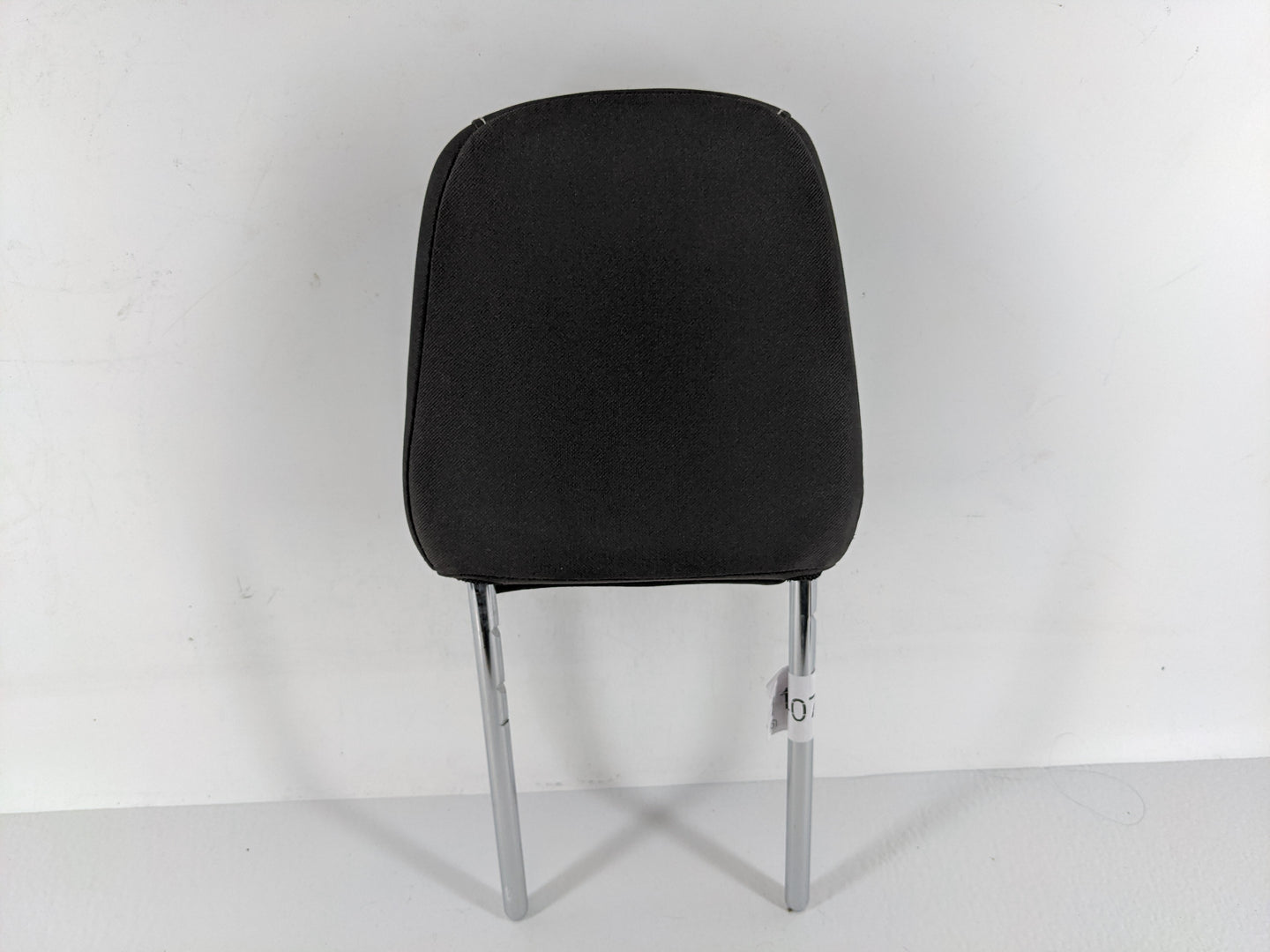 2016-2019 Ford Escape Headrest Head Rest Front Driver Passenger Seat - Oemusedautoparts1.com