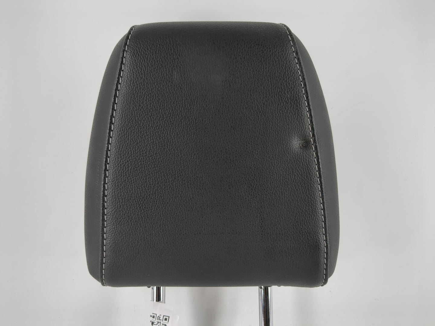 2017-2019 Ford Escape Headrest Head Rest Rear Seat Fits Fits 2017 2018 2019 OEM Used Auto Parts - Oemusedautoparts1.com