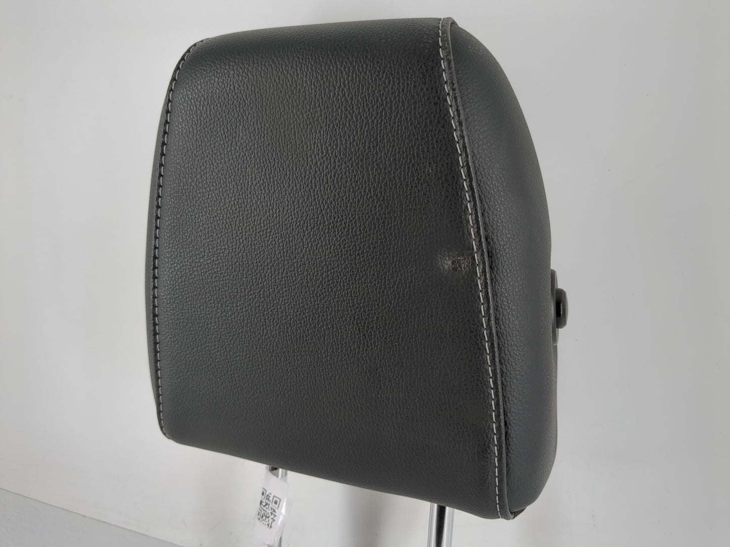 2017-2019 Ford Escape Headrest Head Rest Rear Seat Fits Fits 2017 2018 2019 OEM Used Auto Parts - Oemusedautoparts1.com