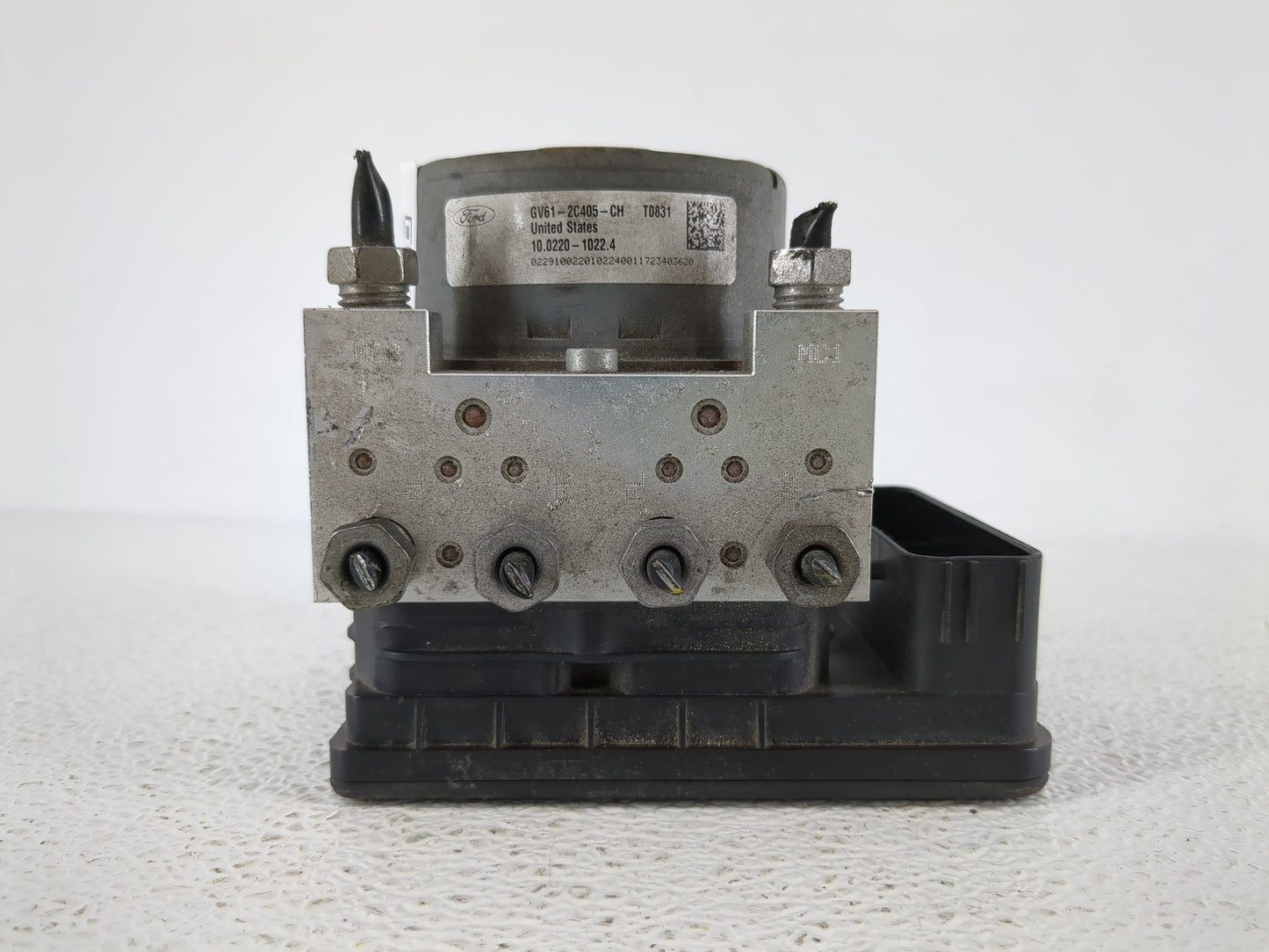 2017-2019 Ford Escape ABS Pump Control Module Replacement P/N:GV61-2C405-CH Fits Fits 2017 2018 2019 OEM Used Auto Parts - O