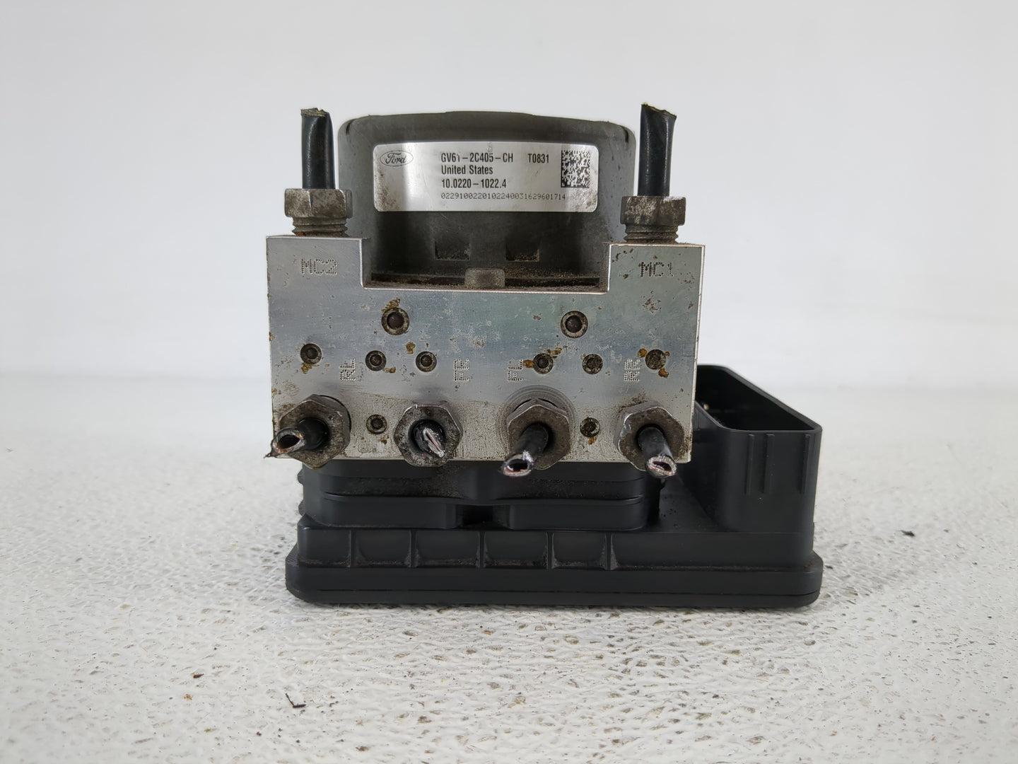 2017-2019 Ford Escape ABS Pump Control Module Replacement P/N:GV61-2C405-CH Fits Fits 2017 2018 2019 OEM Used Auto Parts - O