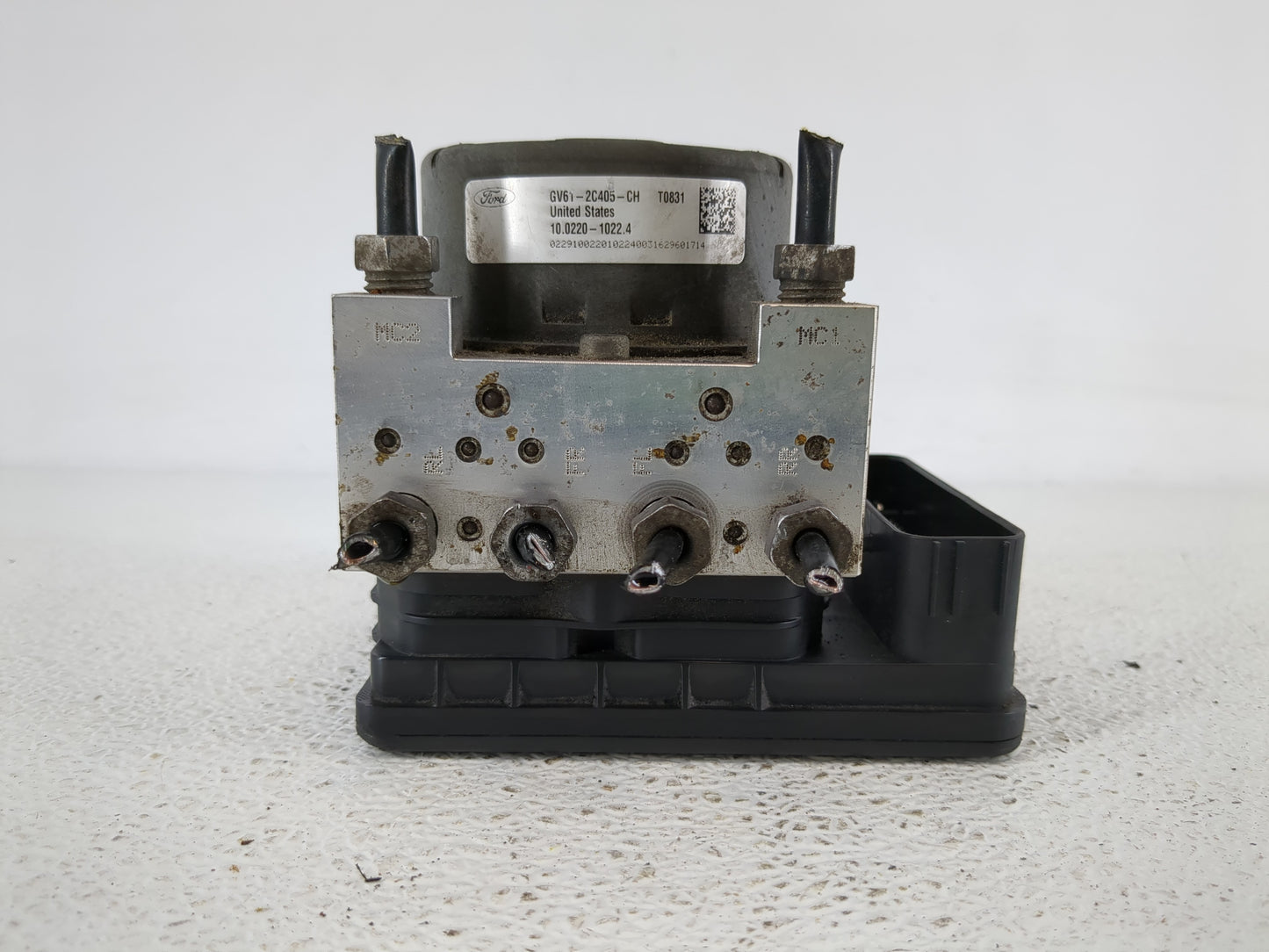 2017-2019 Ford Escape ABS Pump Control Module Replacement P/N:GV61-2C405-CH Fits Fits 2017 2018 2019 OEM Used Auto Parts - O