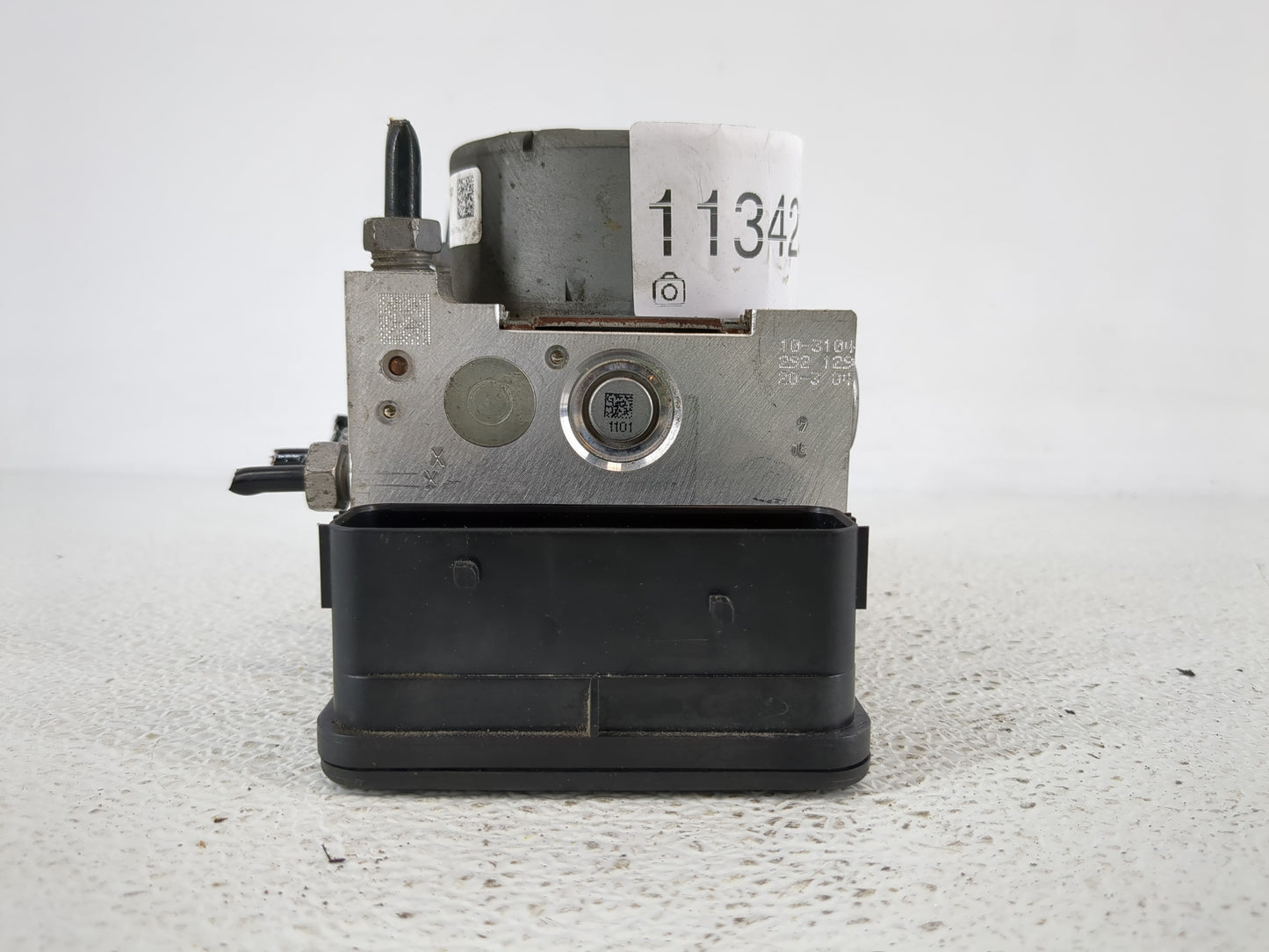 2017-2019 Ford Escape ABS Pump Control Module Replacement P/N:GV61-2C405-CH Fits Fits 2017 2018 2019 OEM Used Auto Parts - O