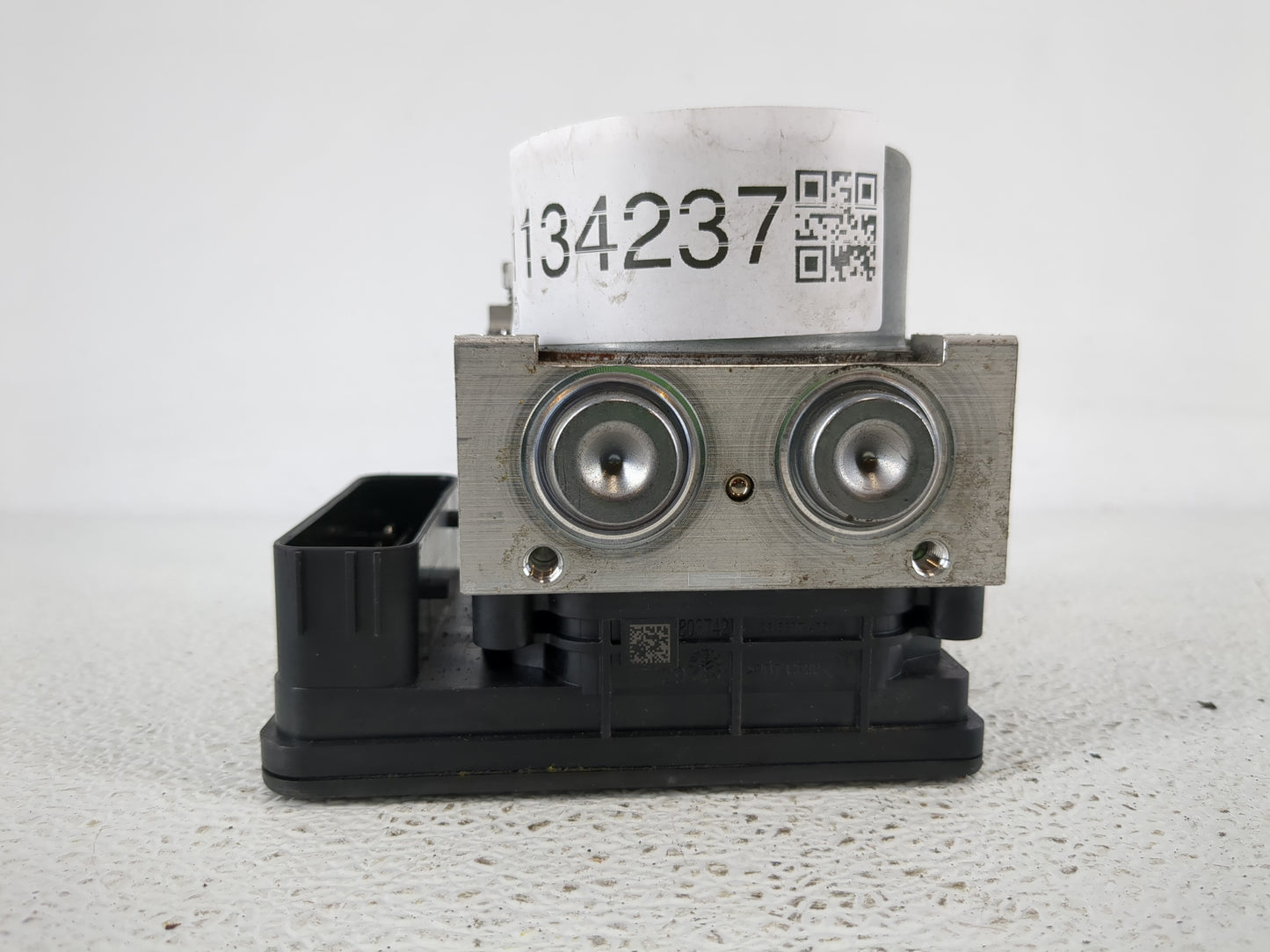 2017-2019 Ford Escape ABS Pump Control Module Replacement P/N:GV61-2C405-CH Fits Fits 2017 2018 2019 OEM Used Auto Parts - O